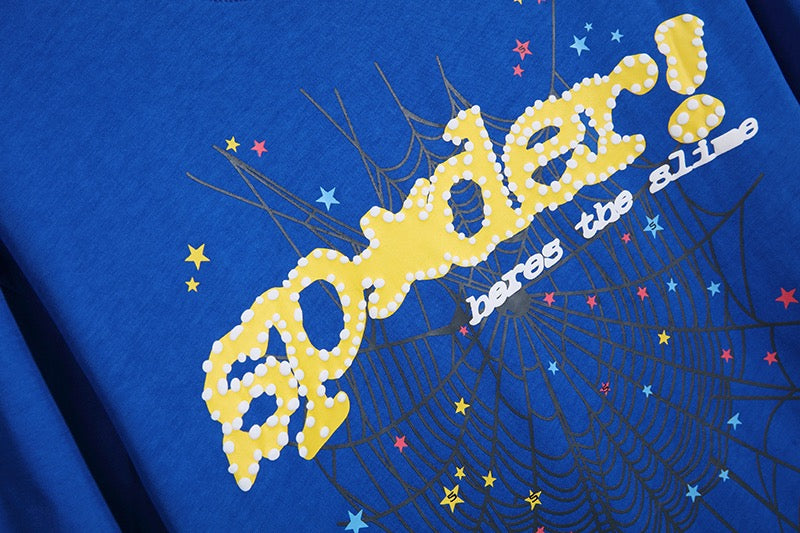 Camiseta azul y azul cielo