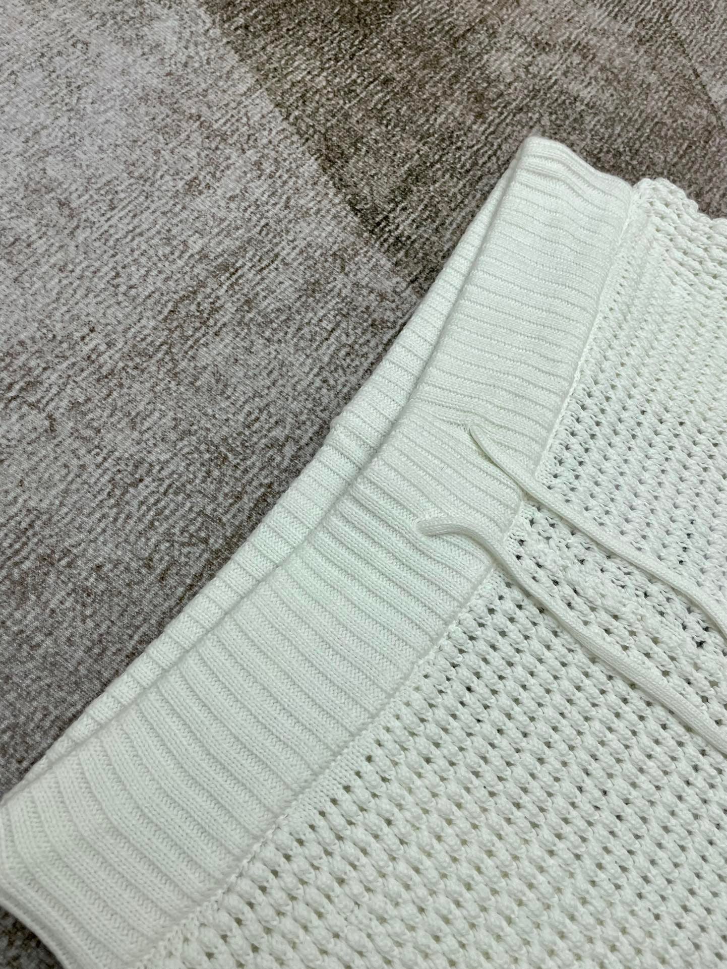 Multi-color Short