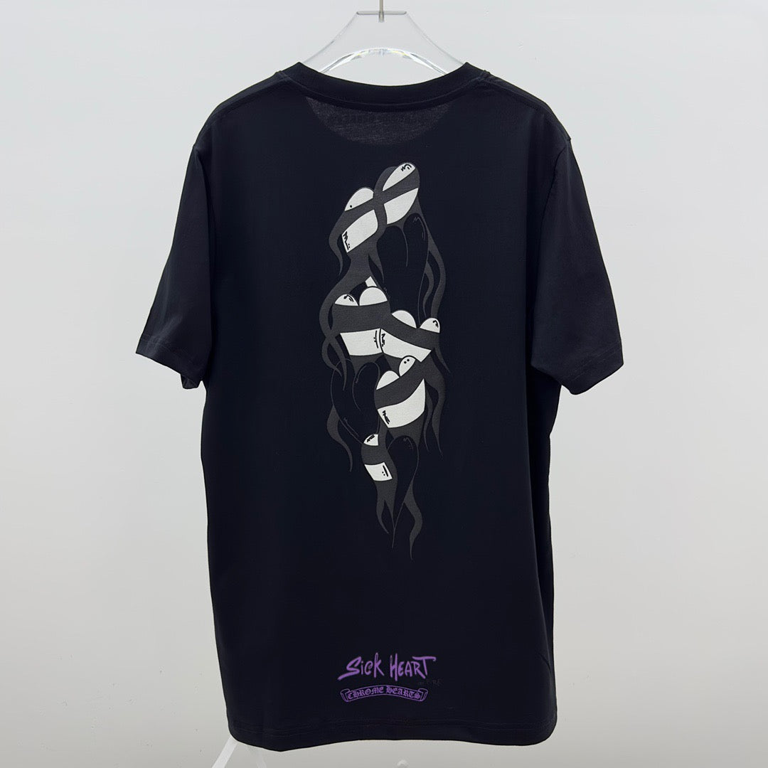 camiseta negra