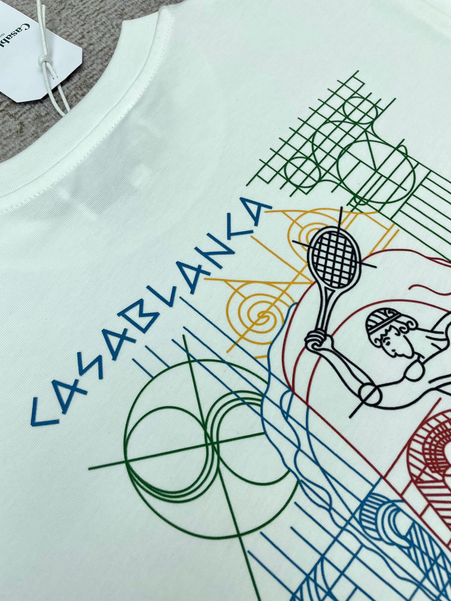 Camiseta en blanco y negro