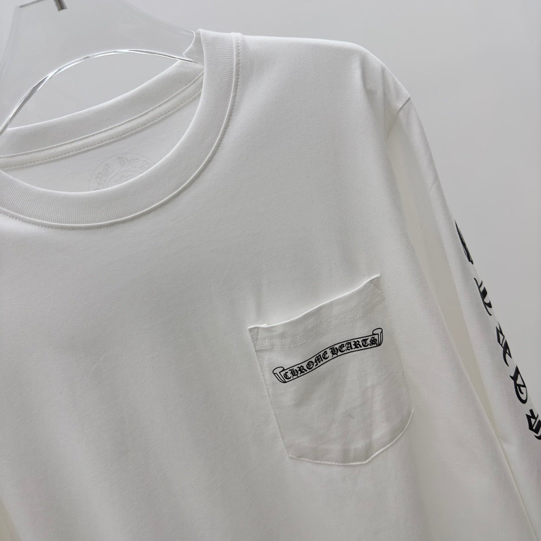 Camiseta en blanco y negro