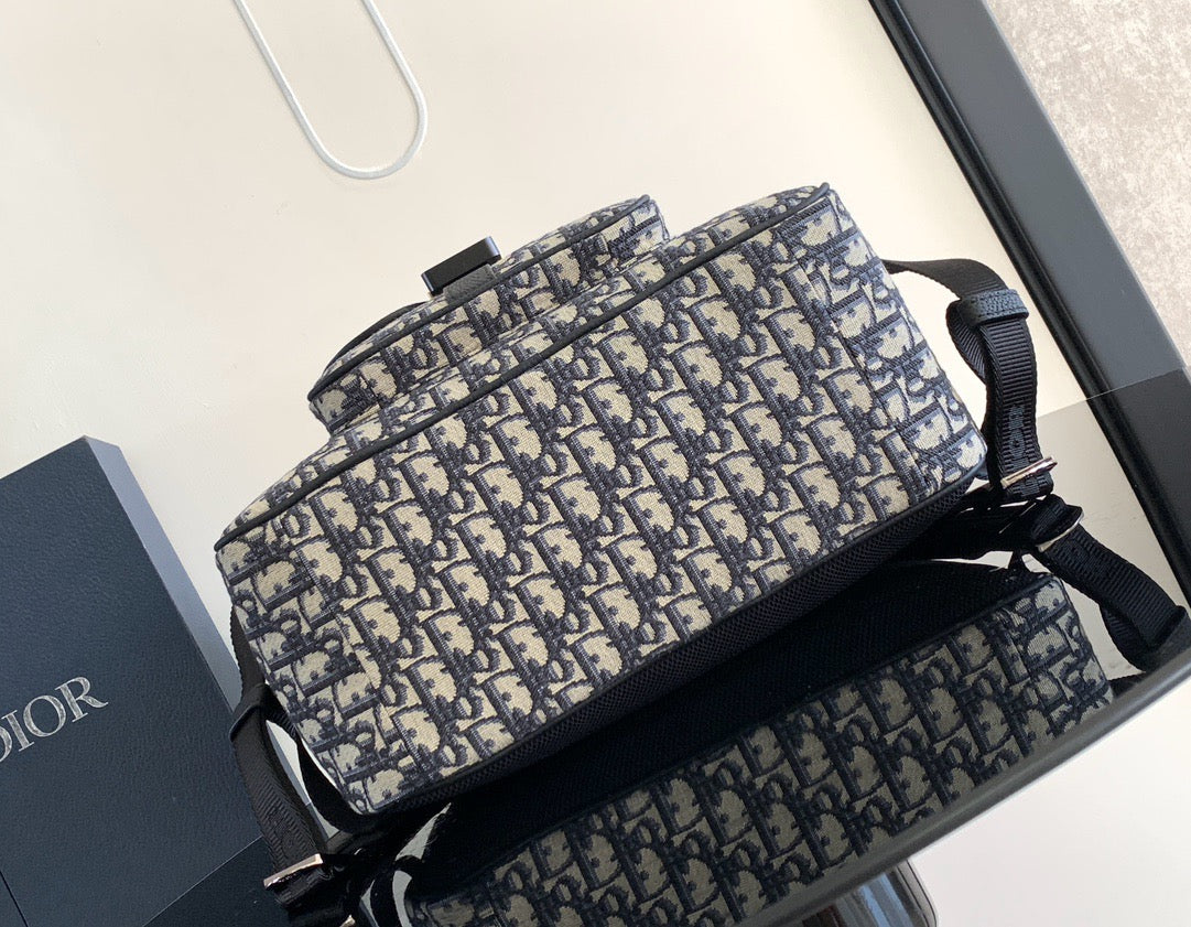 Mehrfarbige Tasche