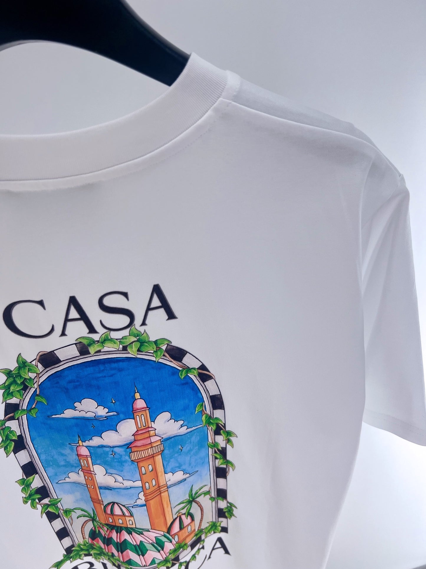 weißes T-Shirt