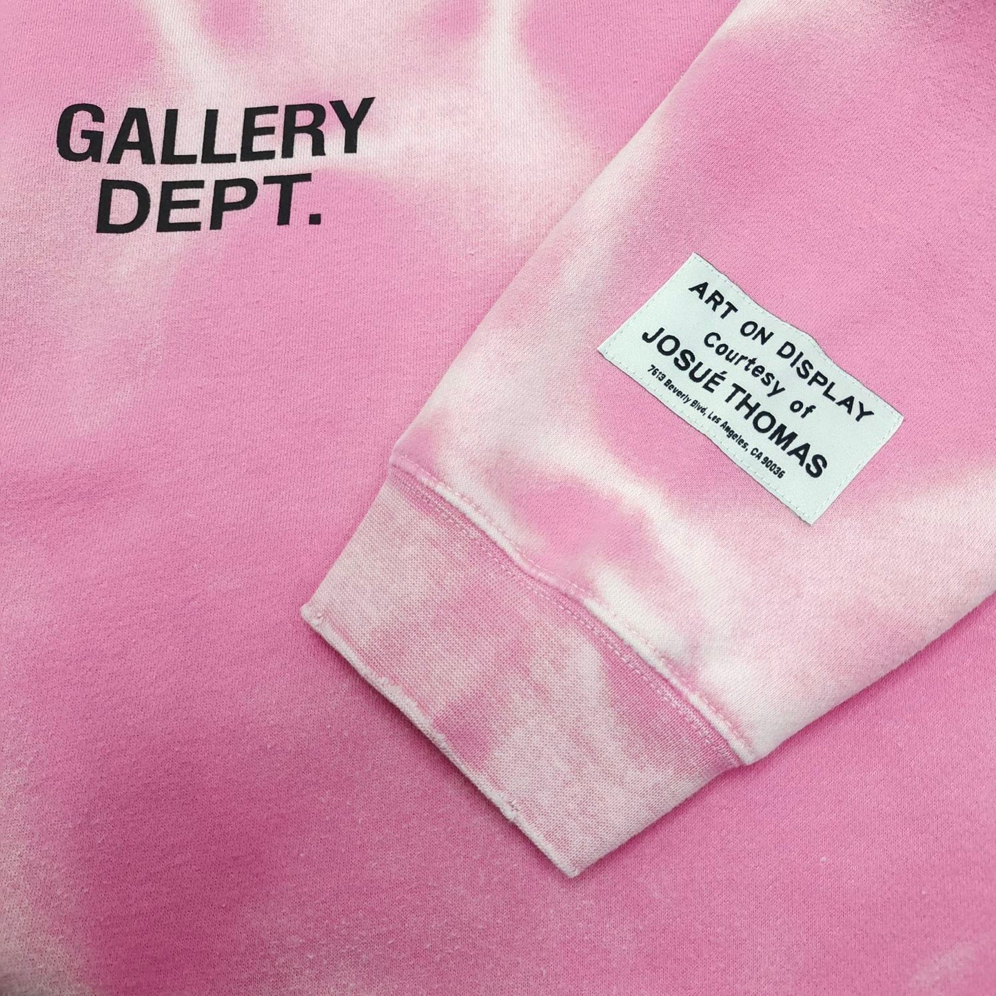 Sudadera con capucha amarilla y rosa