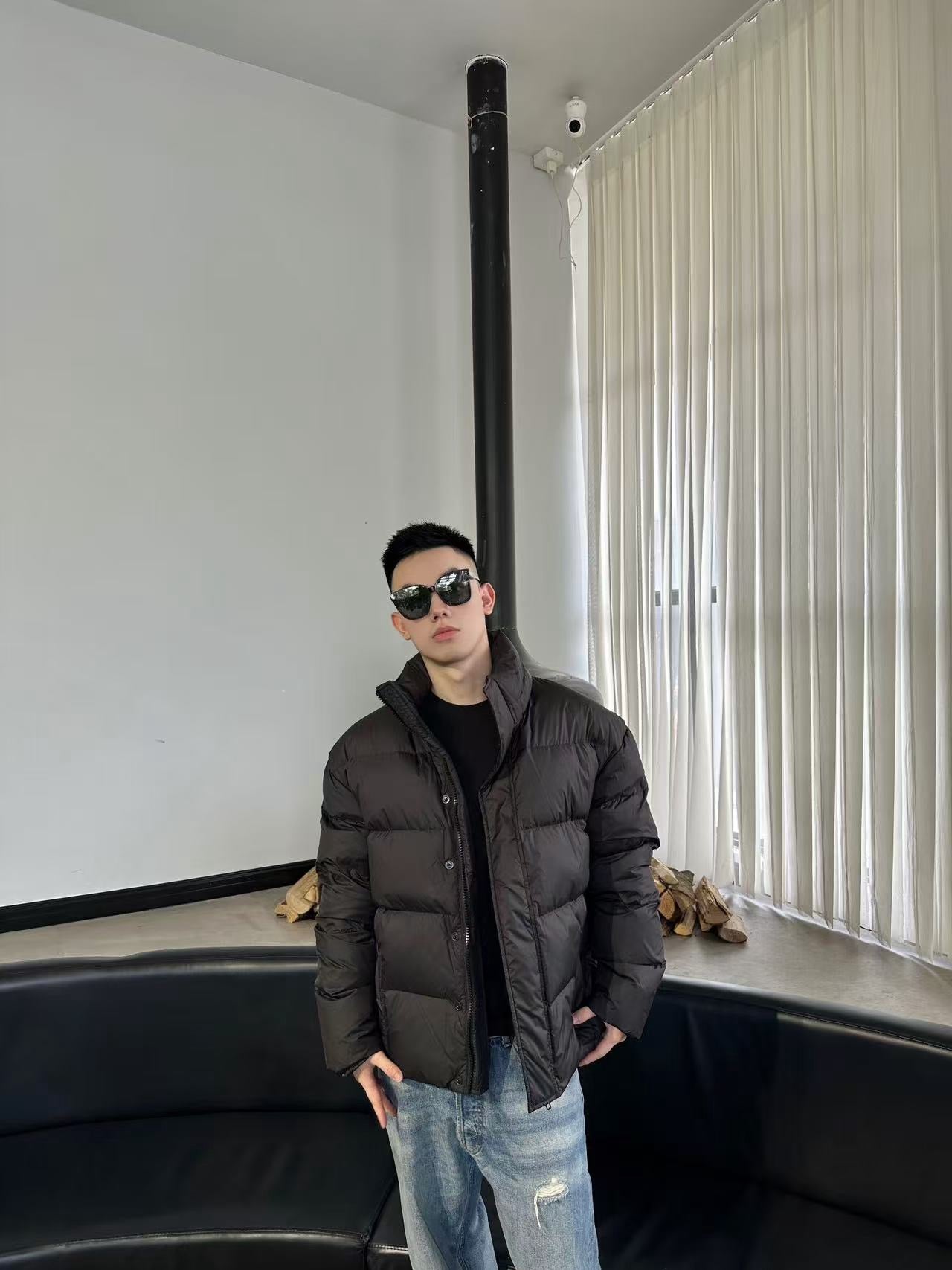 Schwarze Jacke