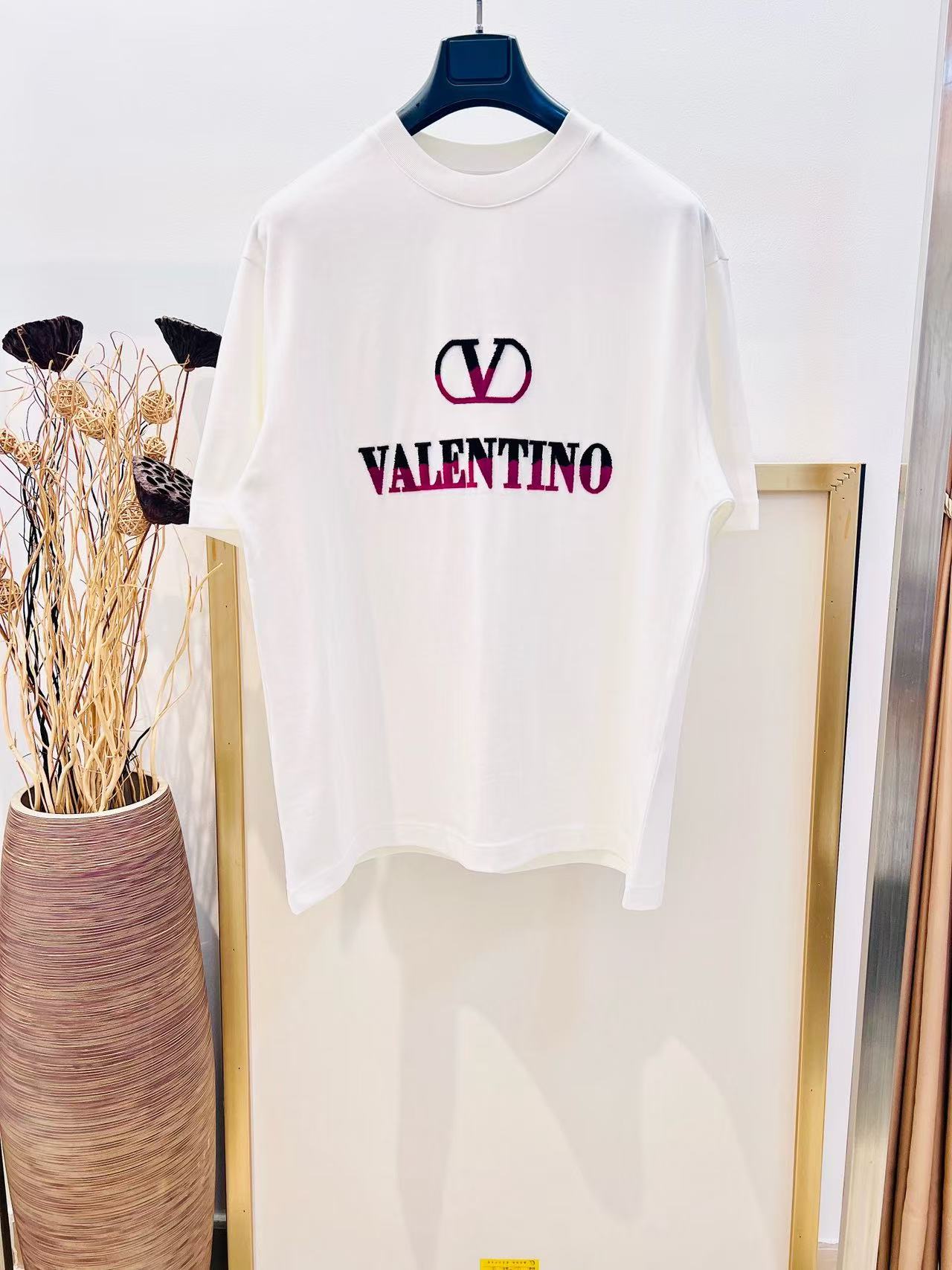White T-Shirt - Size L