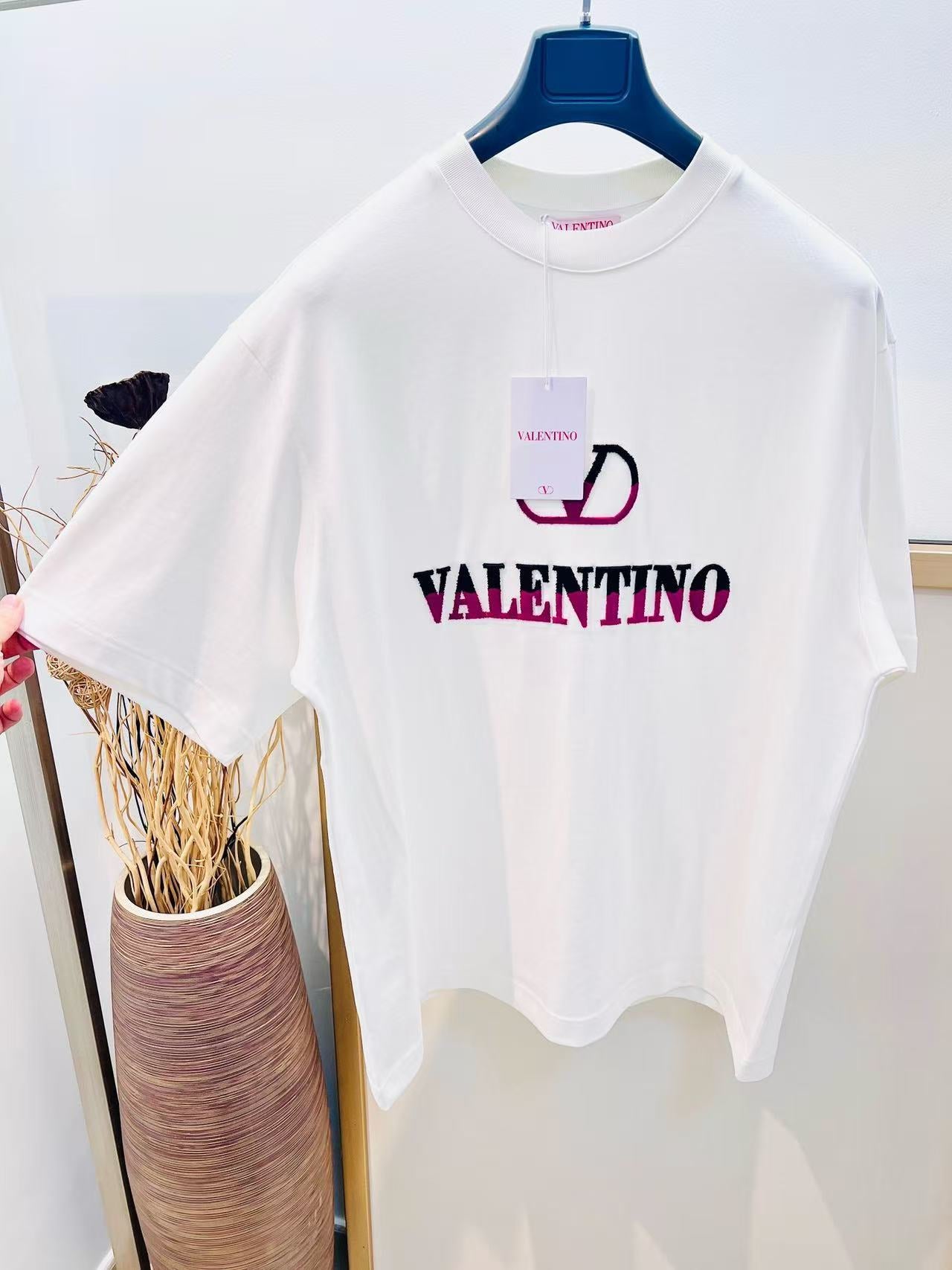 White T-Shirt - Size L
