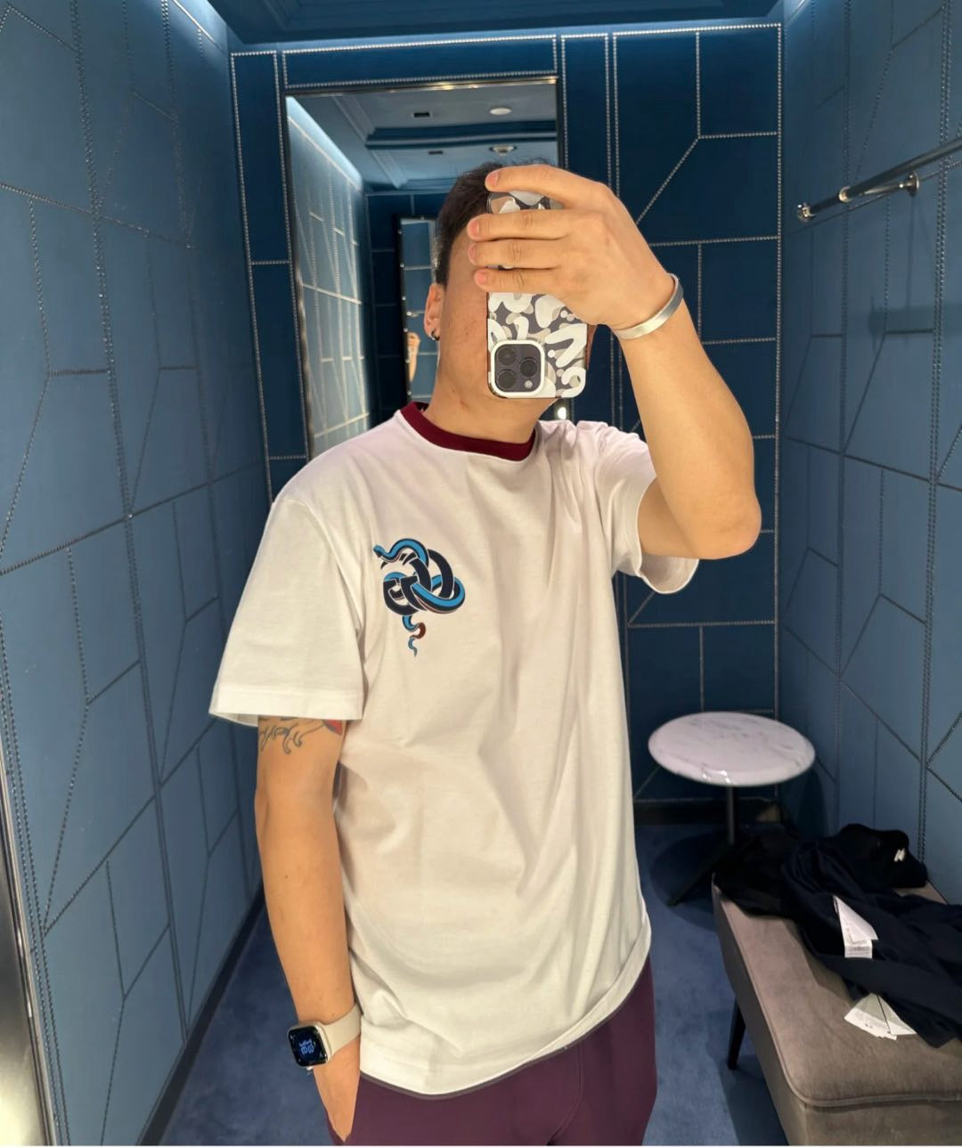 Weißes T-Shirt