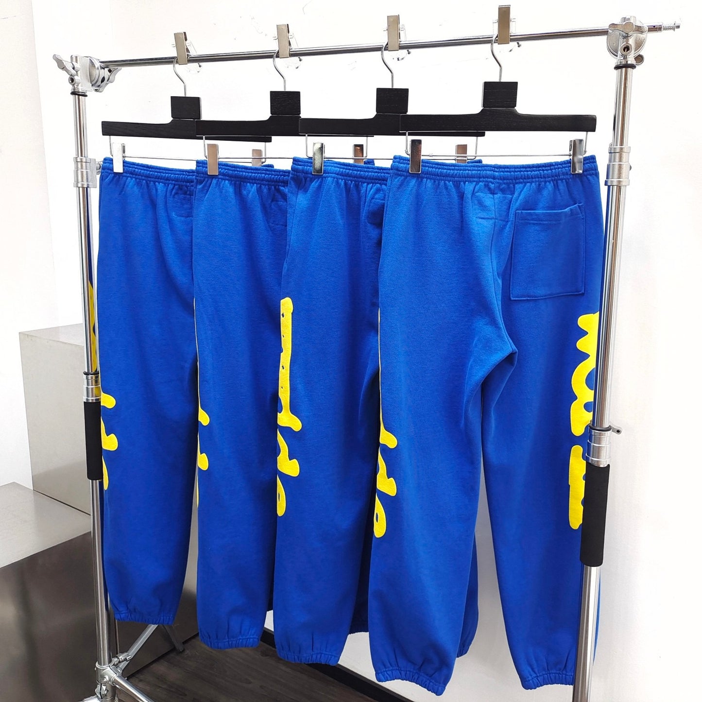 Blaue Hose