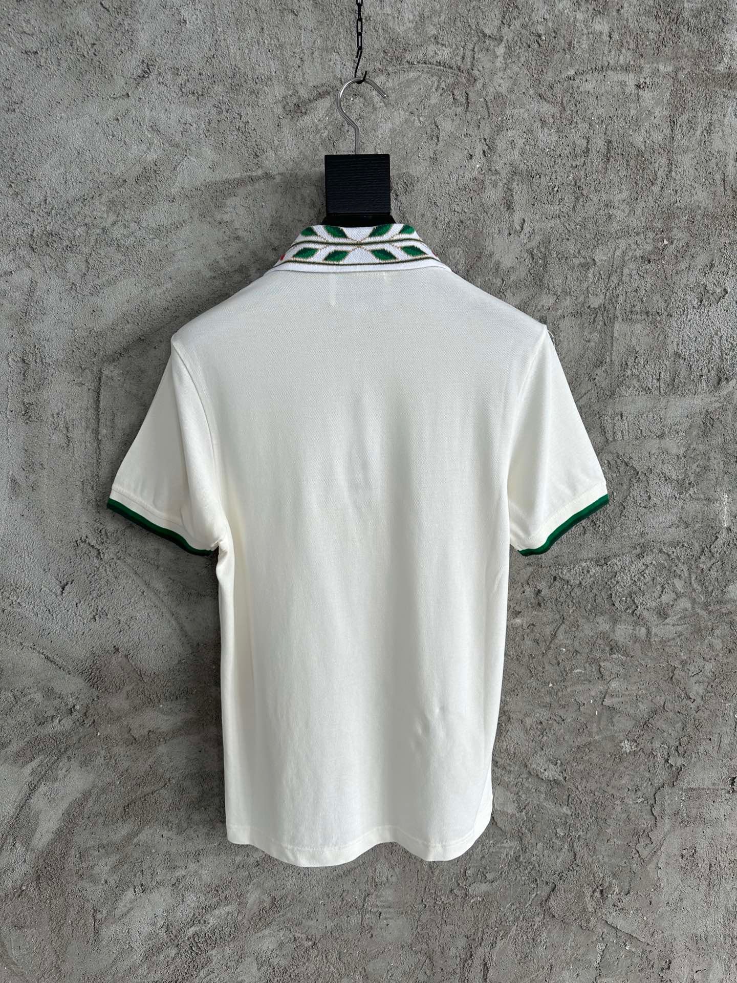 Polo blanco