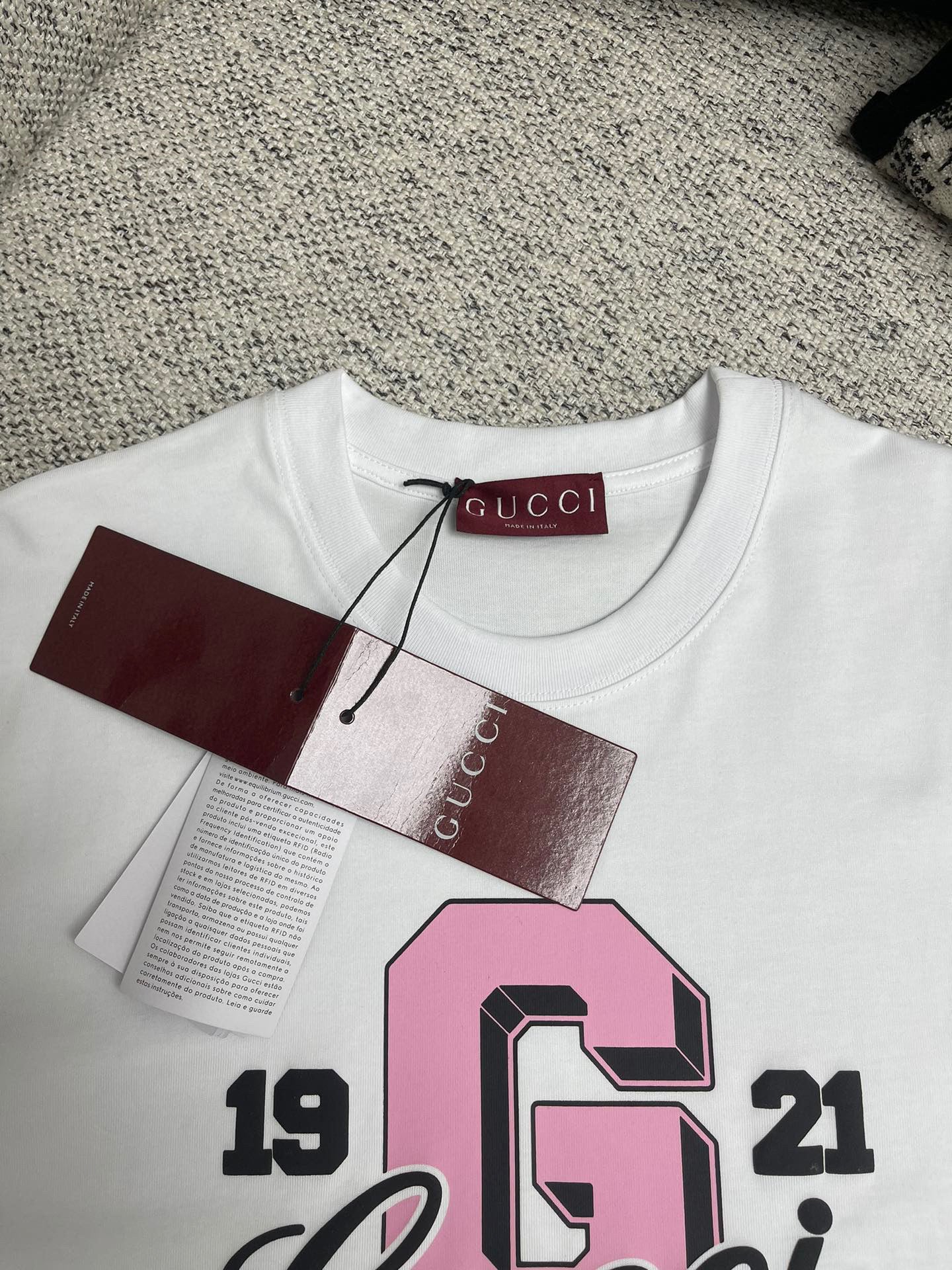 Weißes T-Shirt