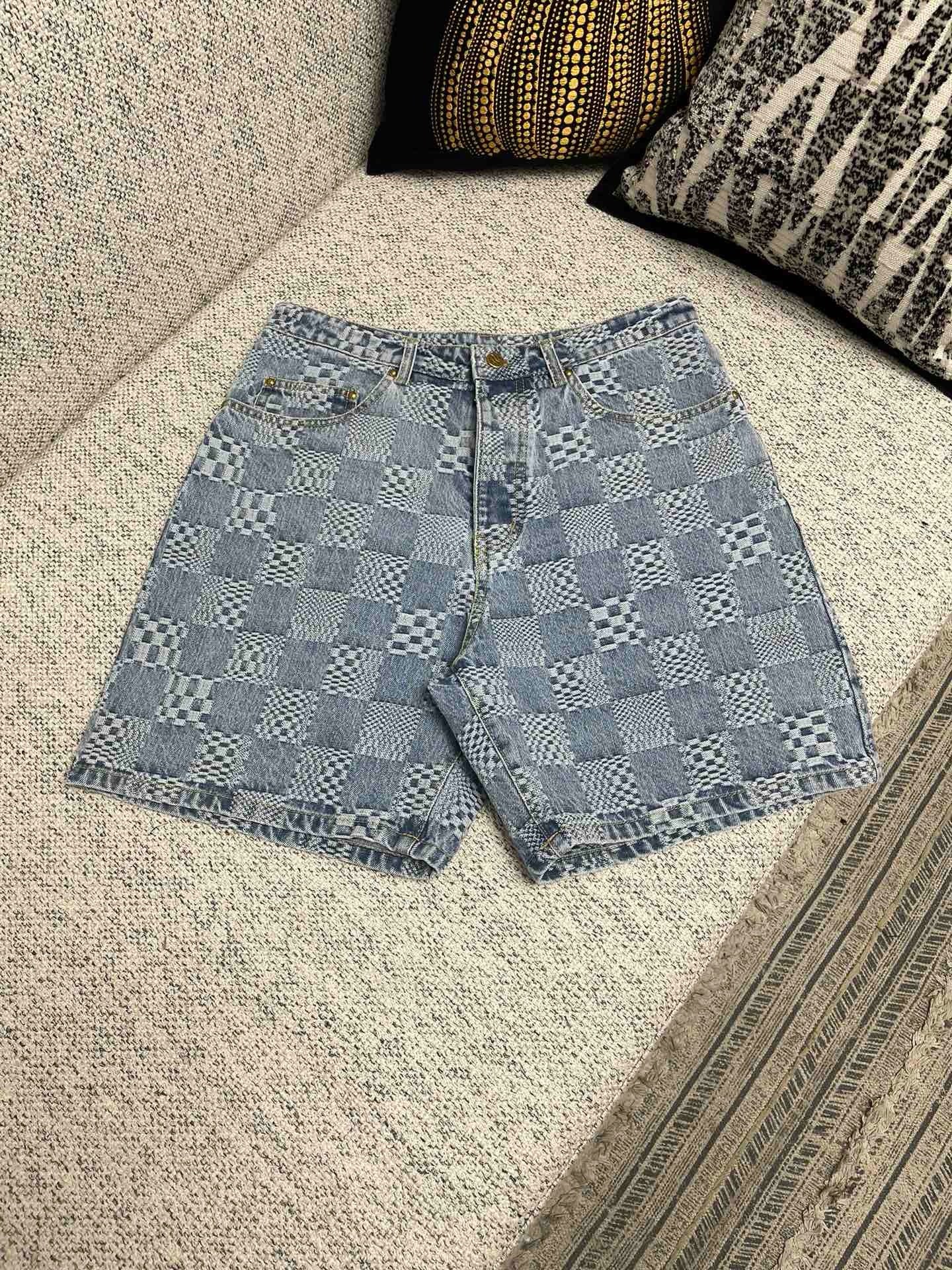 Pantalón corto gris