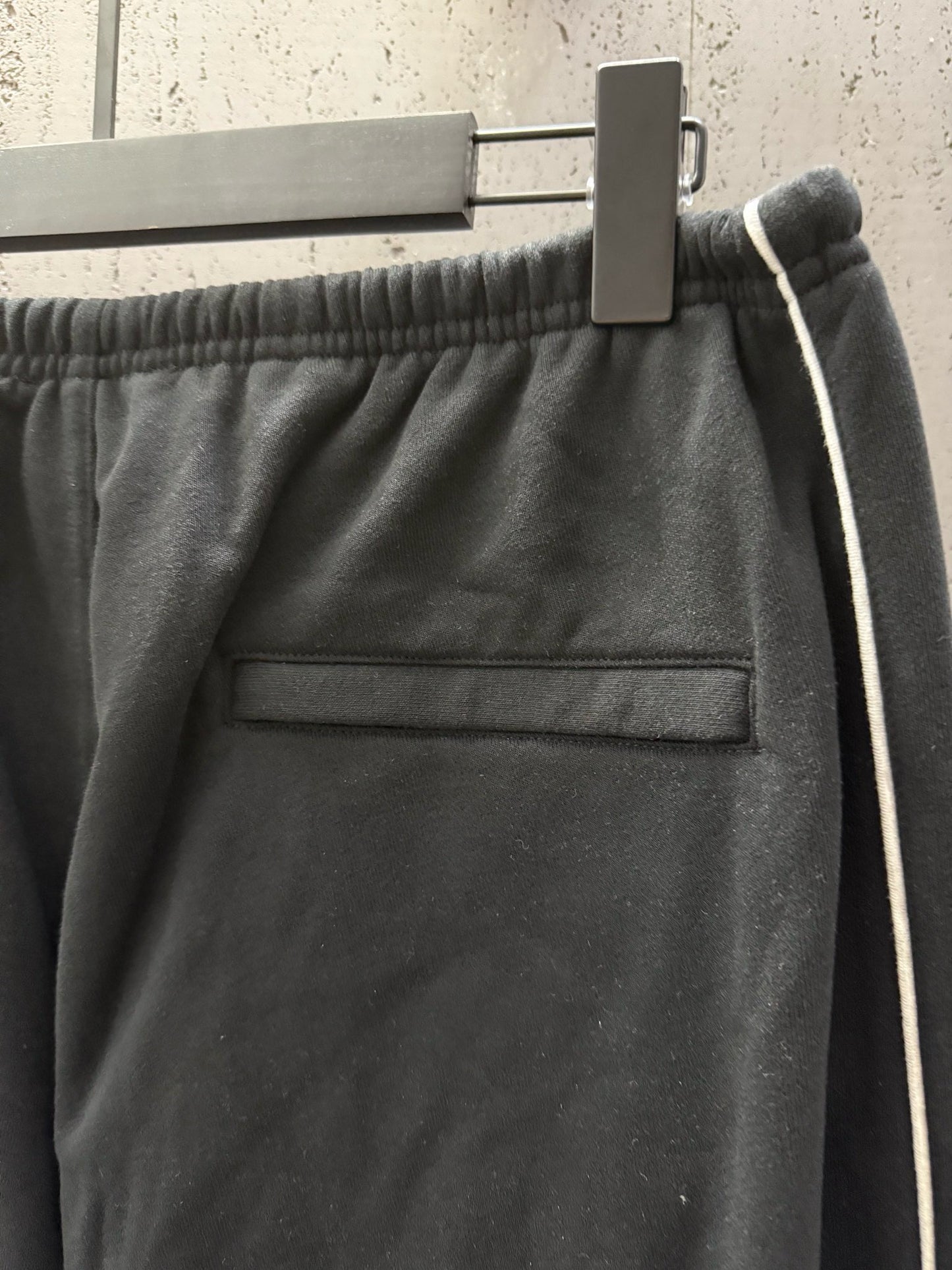 Pantalón negro