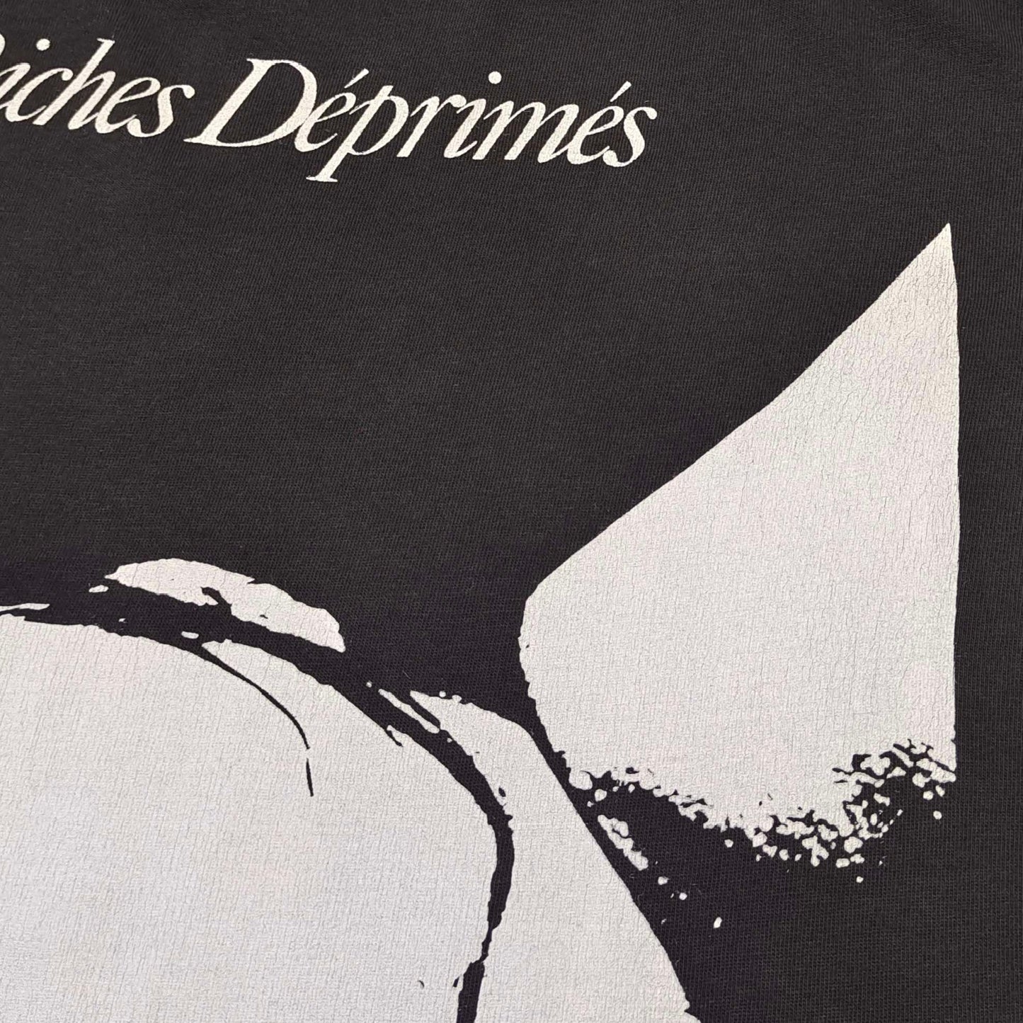 camiseta negra