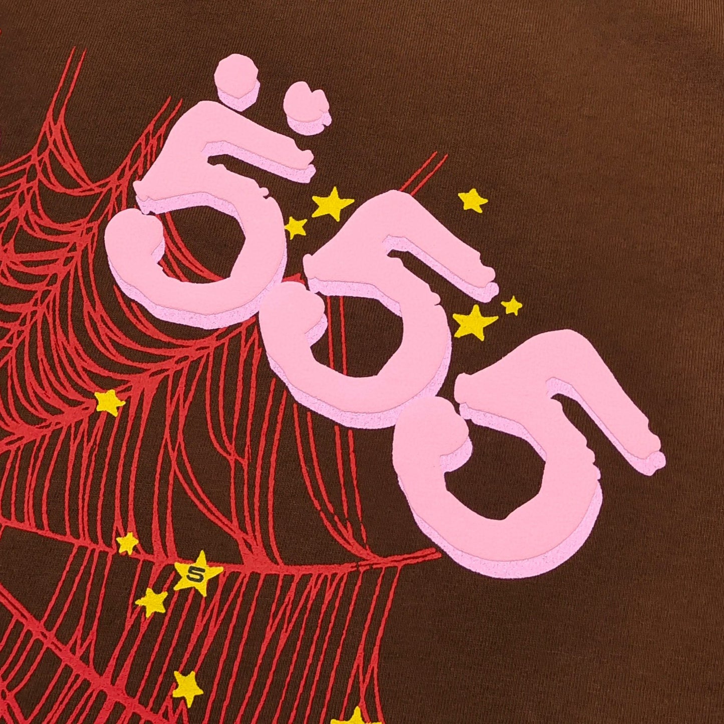 Braunes T-Shirt