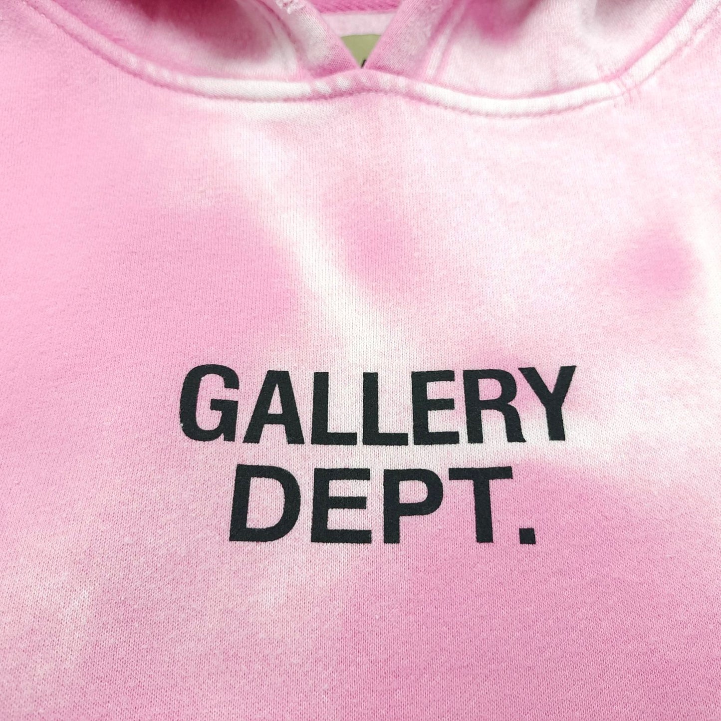 Sudadera con capucha amarilla y rosa