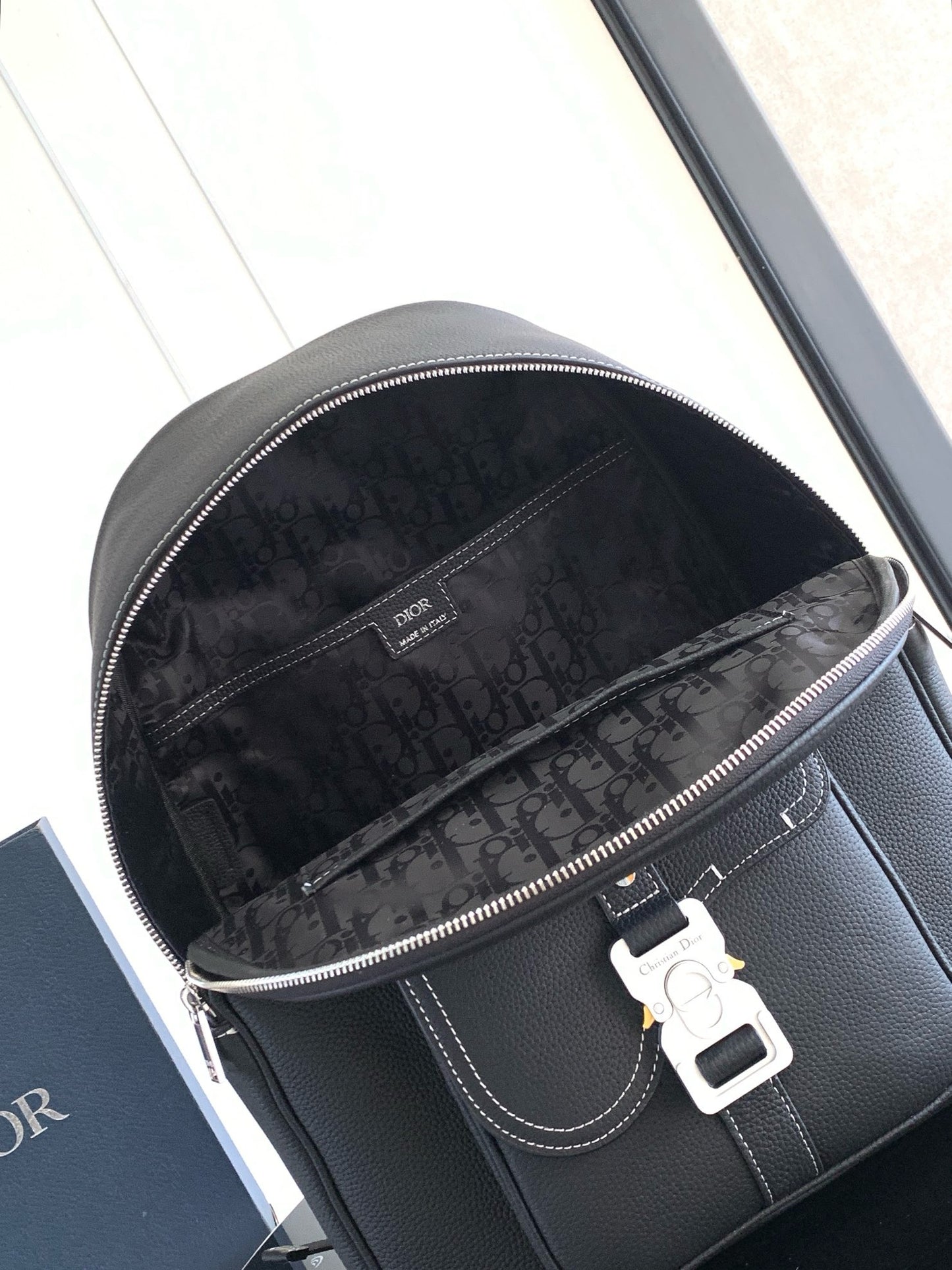 Mehrfarbige Tasche