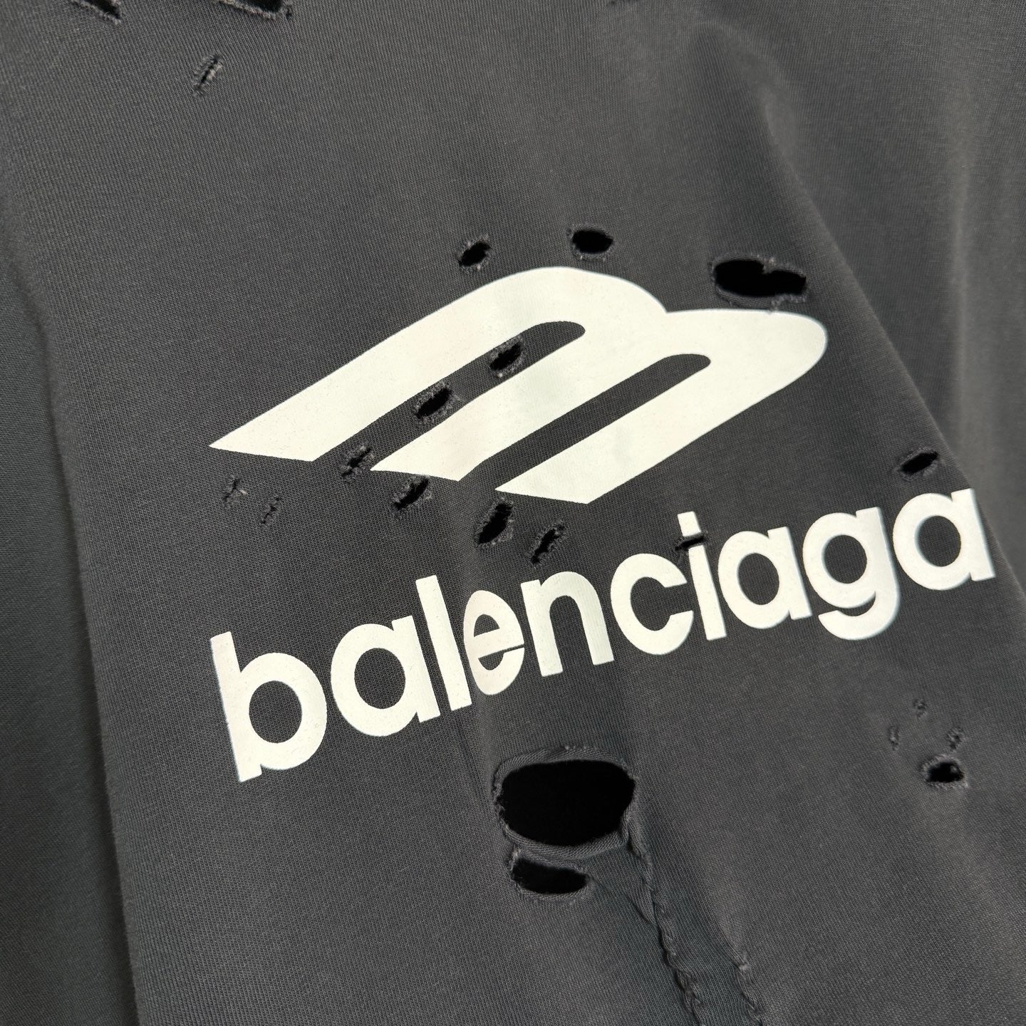Camiseta negra oscura
