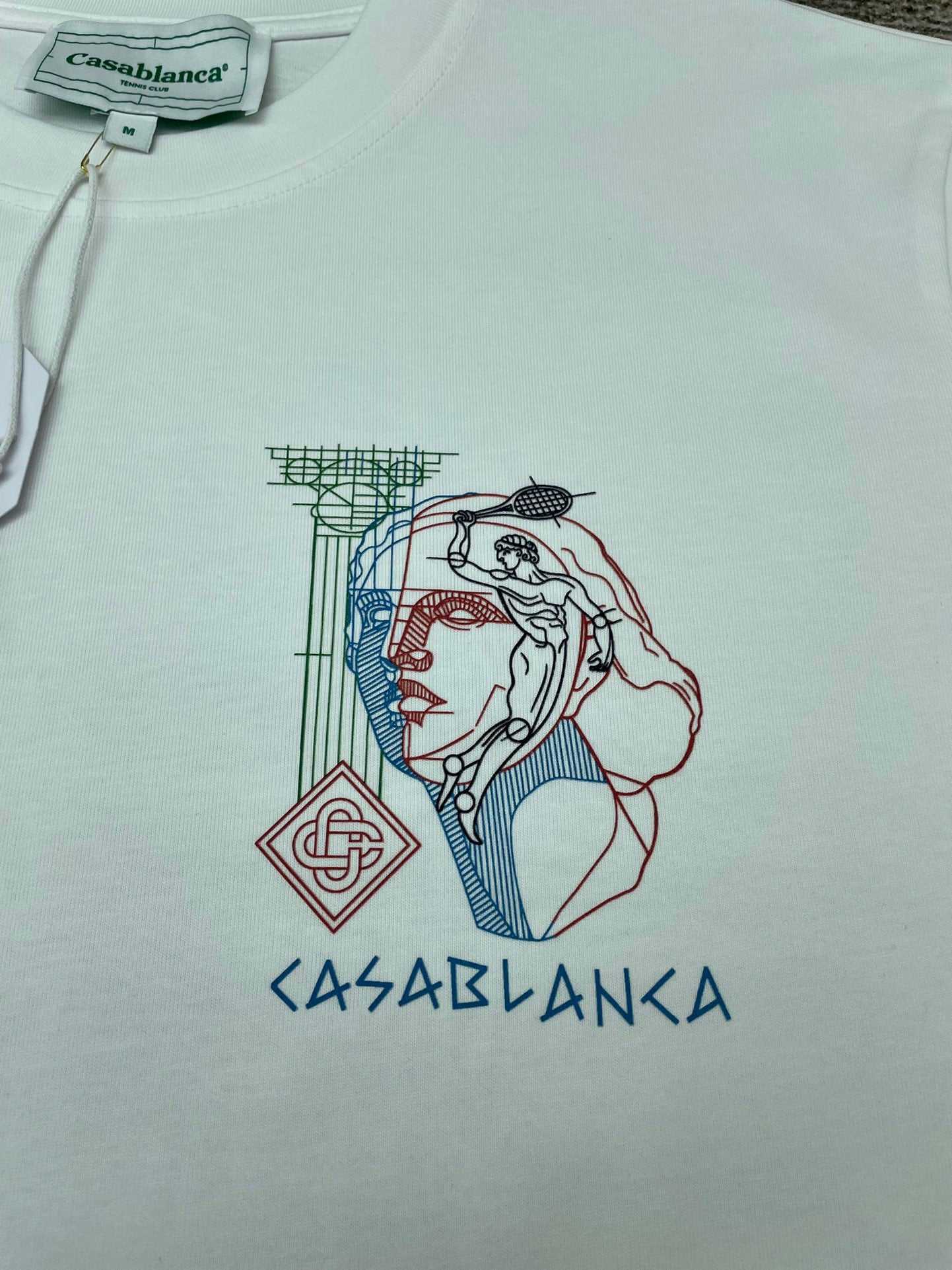Camiseta en blanco y negro