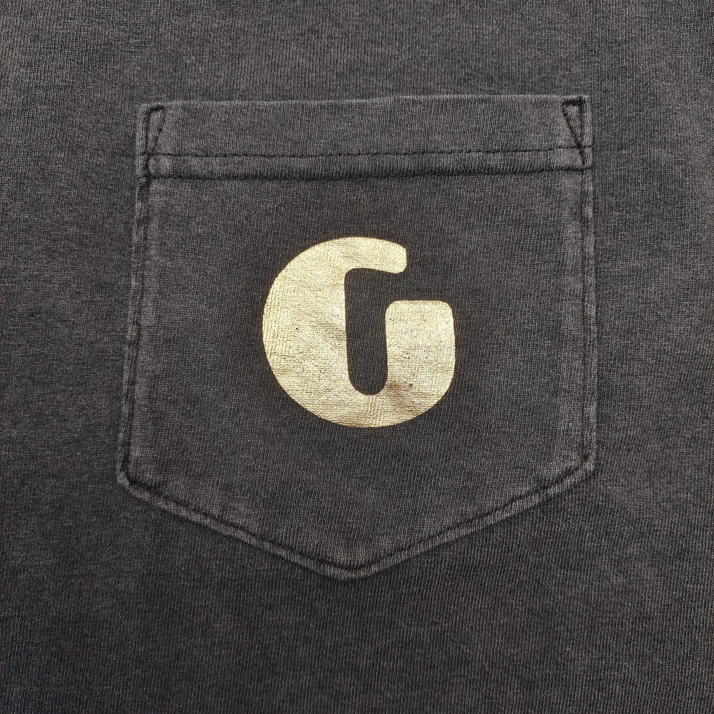camiseta negra