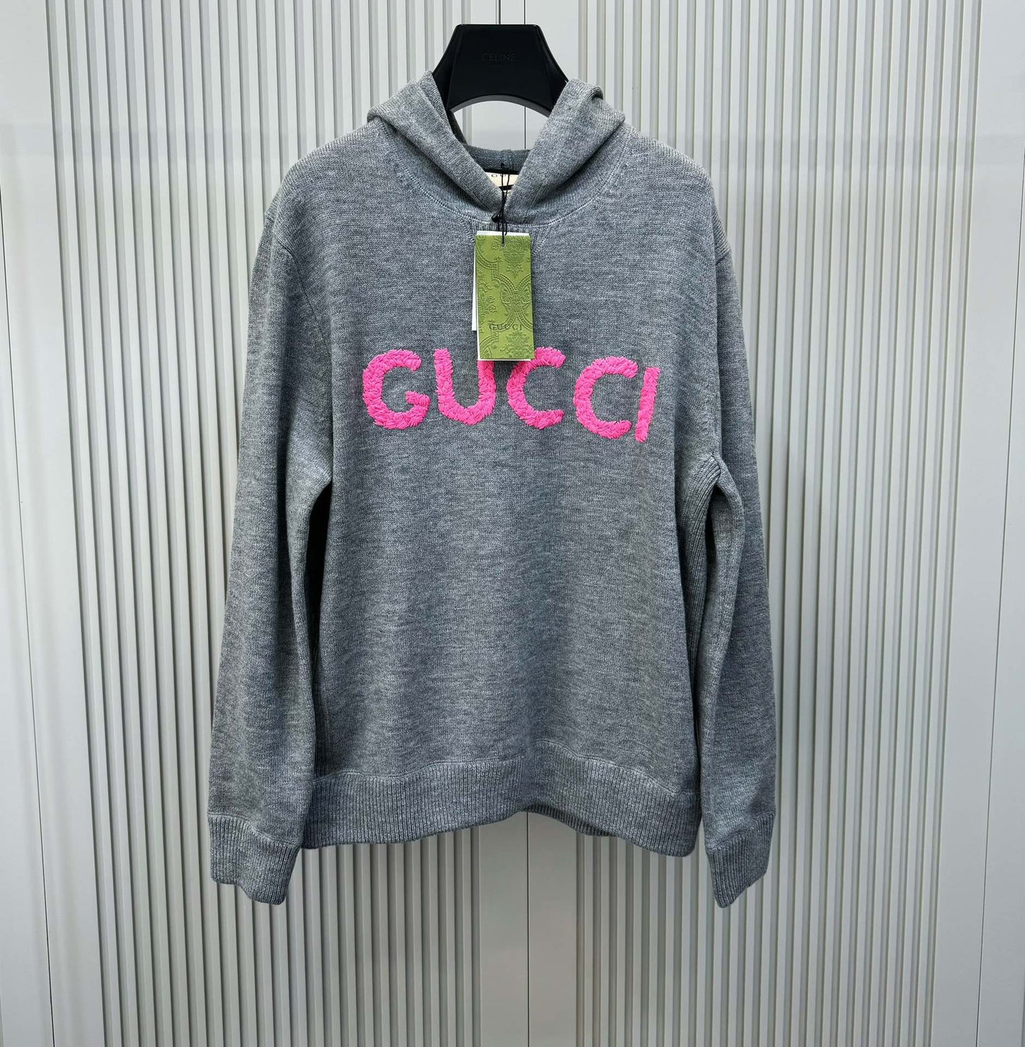 Grauer Hoodie