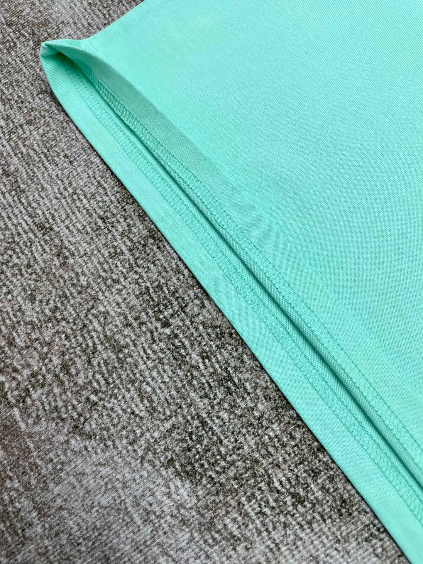 Camiseta azul cielo