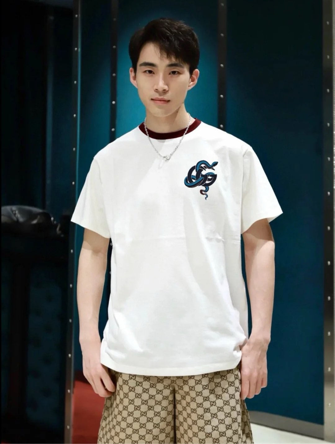 Weißes T-Shirt