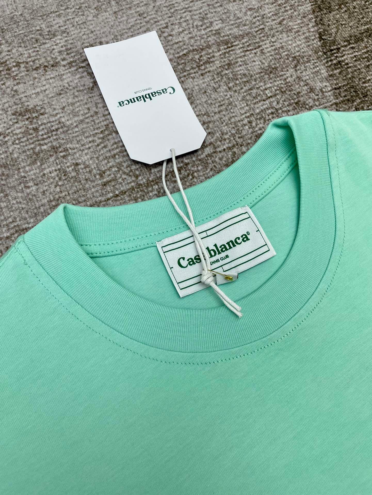 Camiseta azul cielo