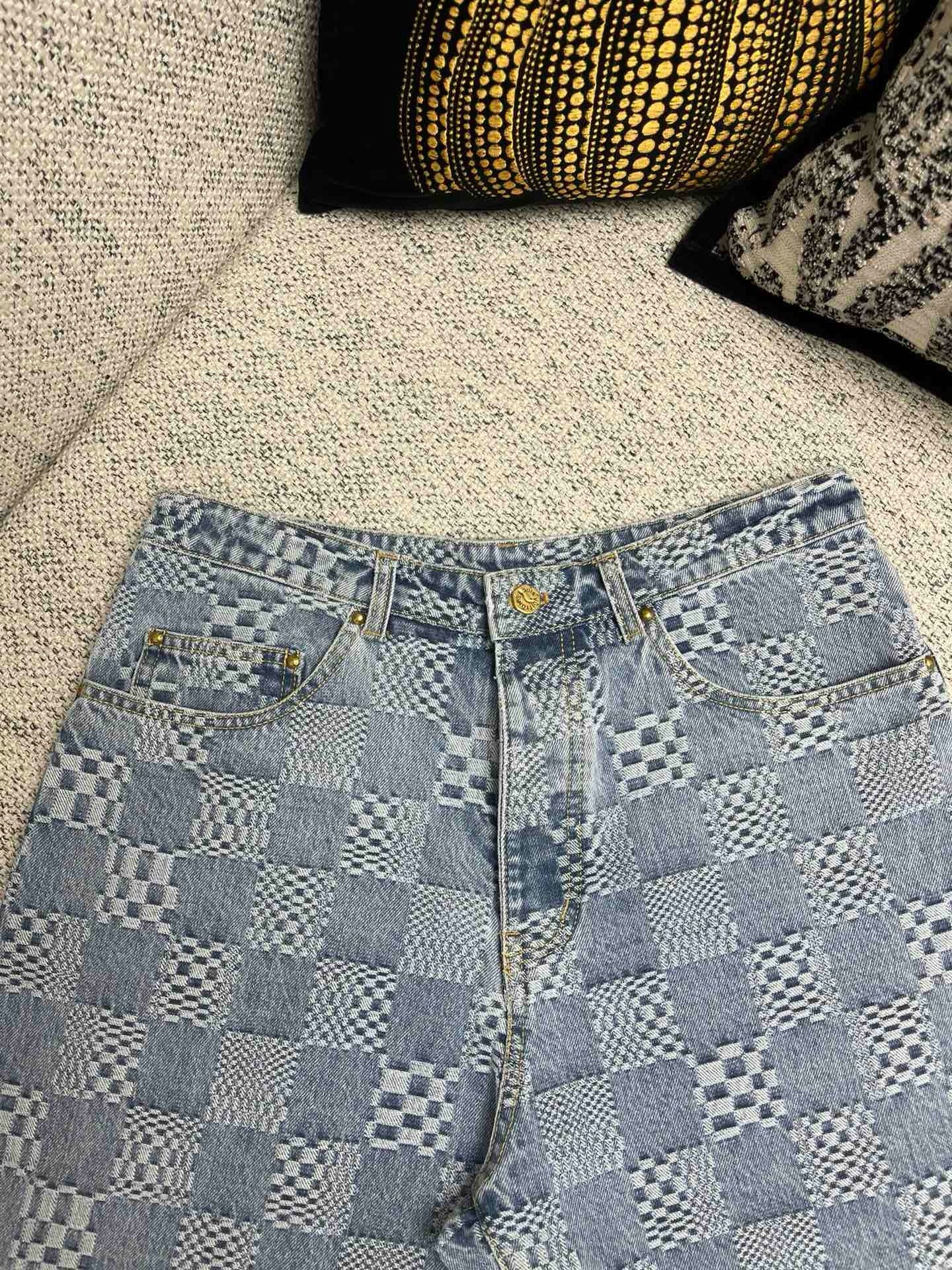 Pantalón corto gris