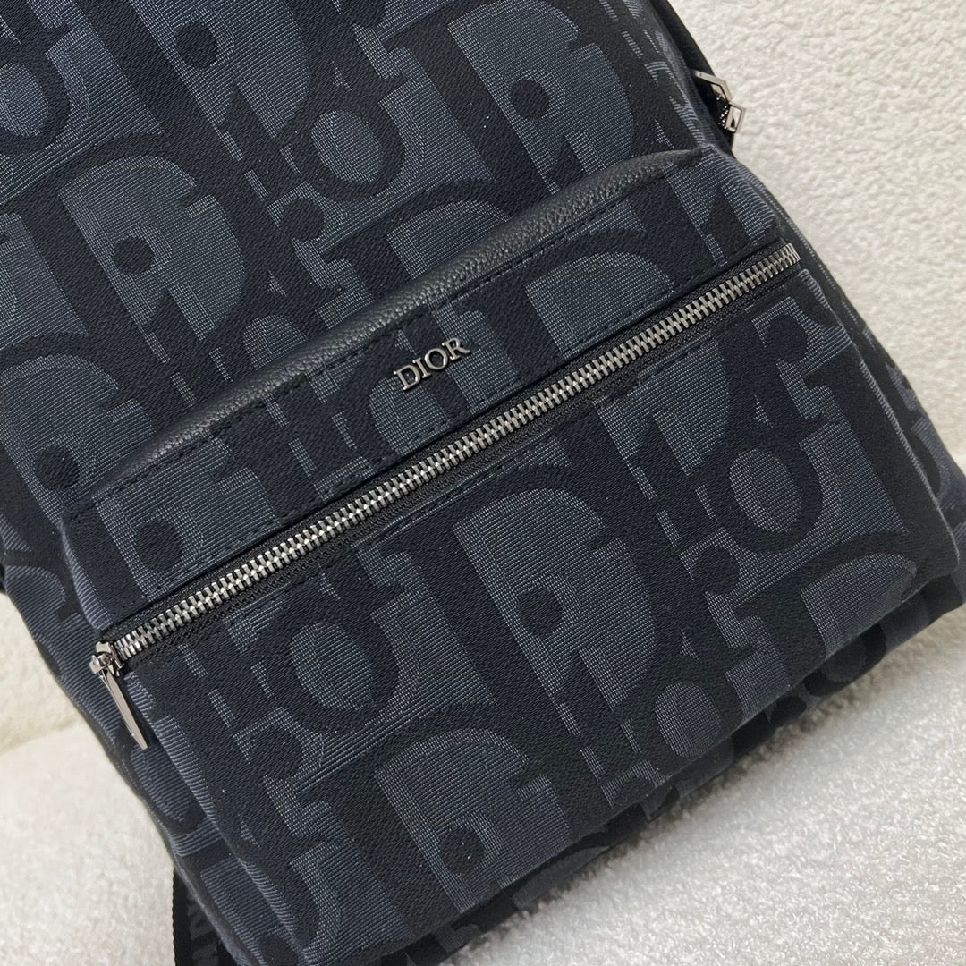 Black and Classic Oblique Bag