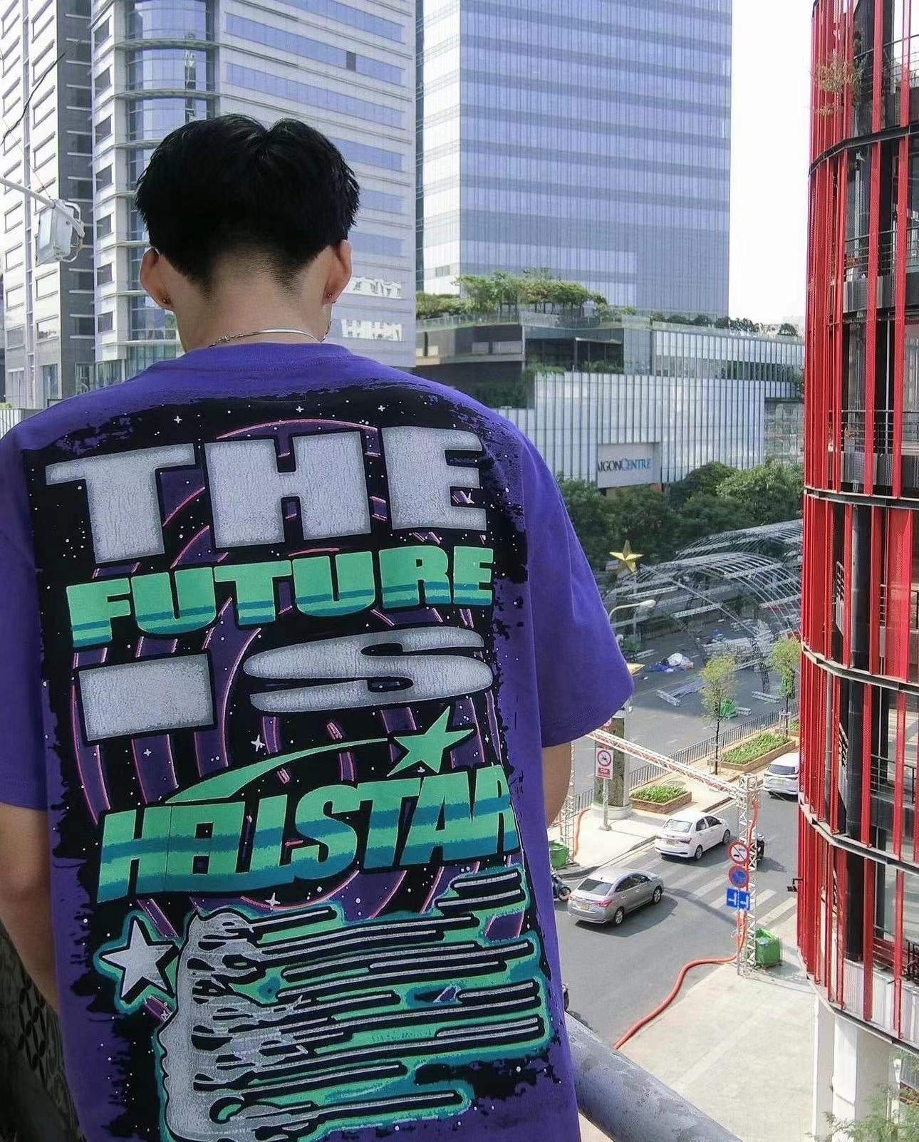 camiseta morada