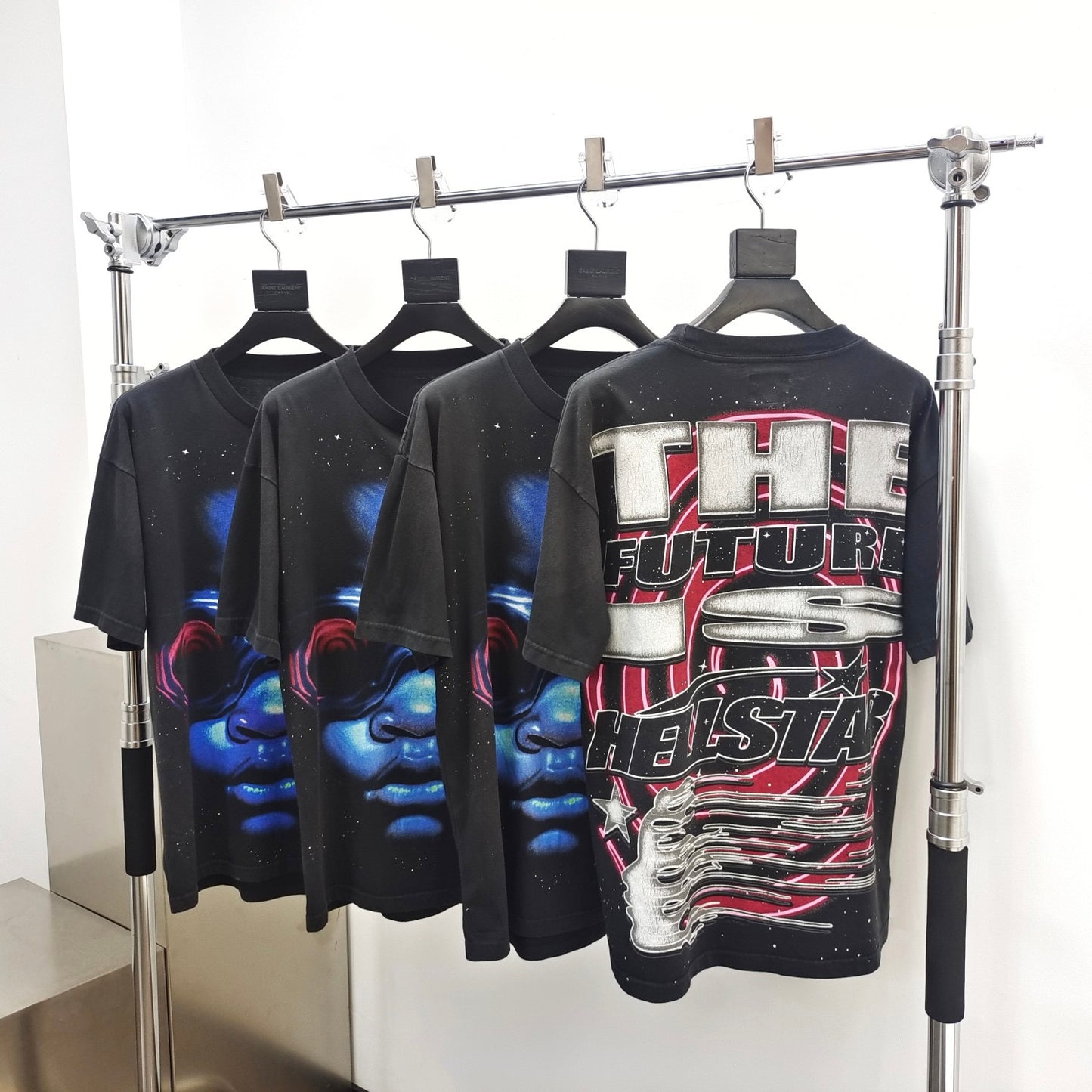 Camiseta negra oscura