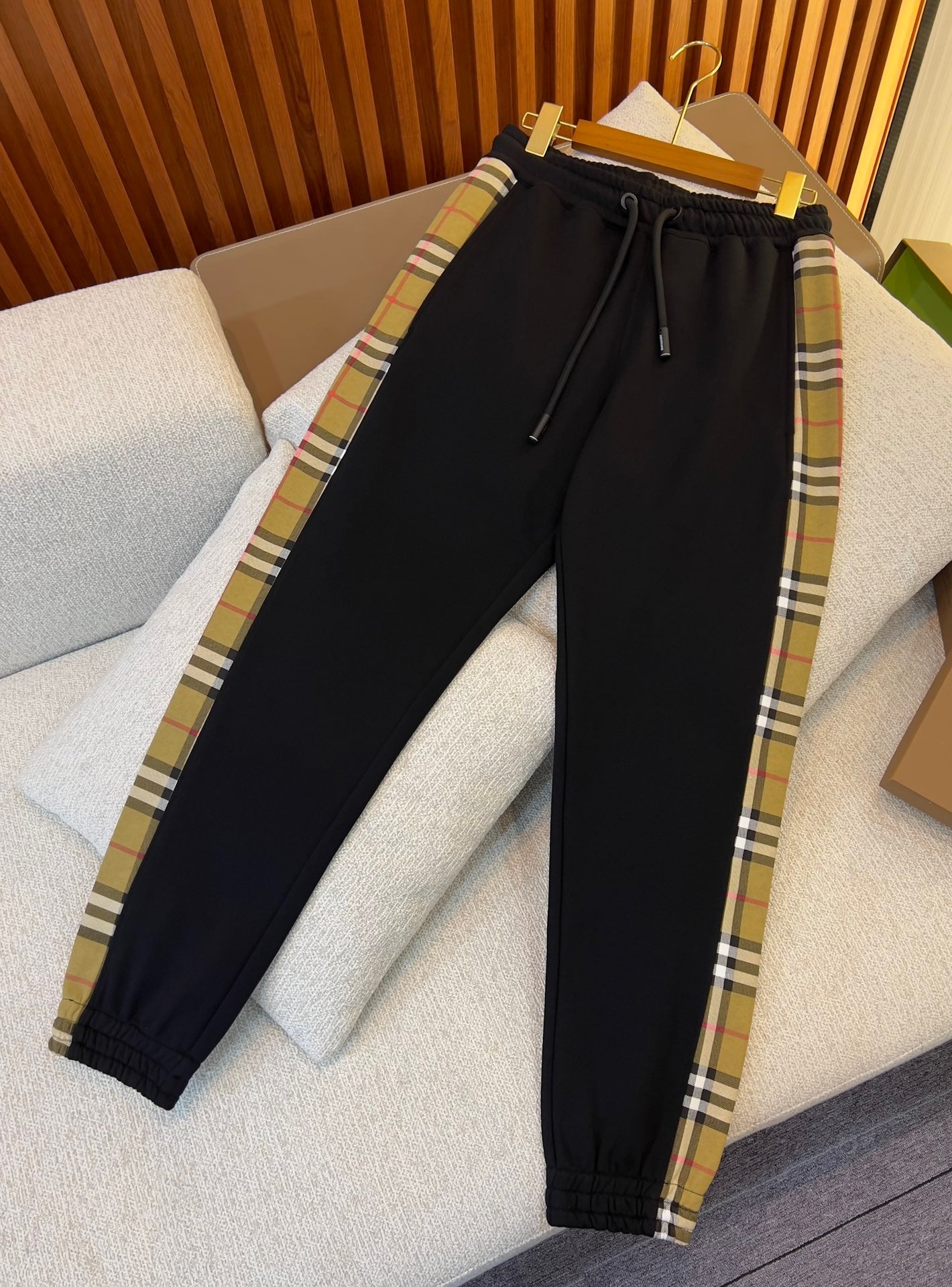 Pantalón negro