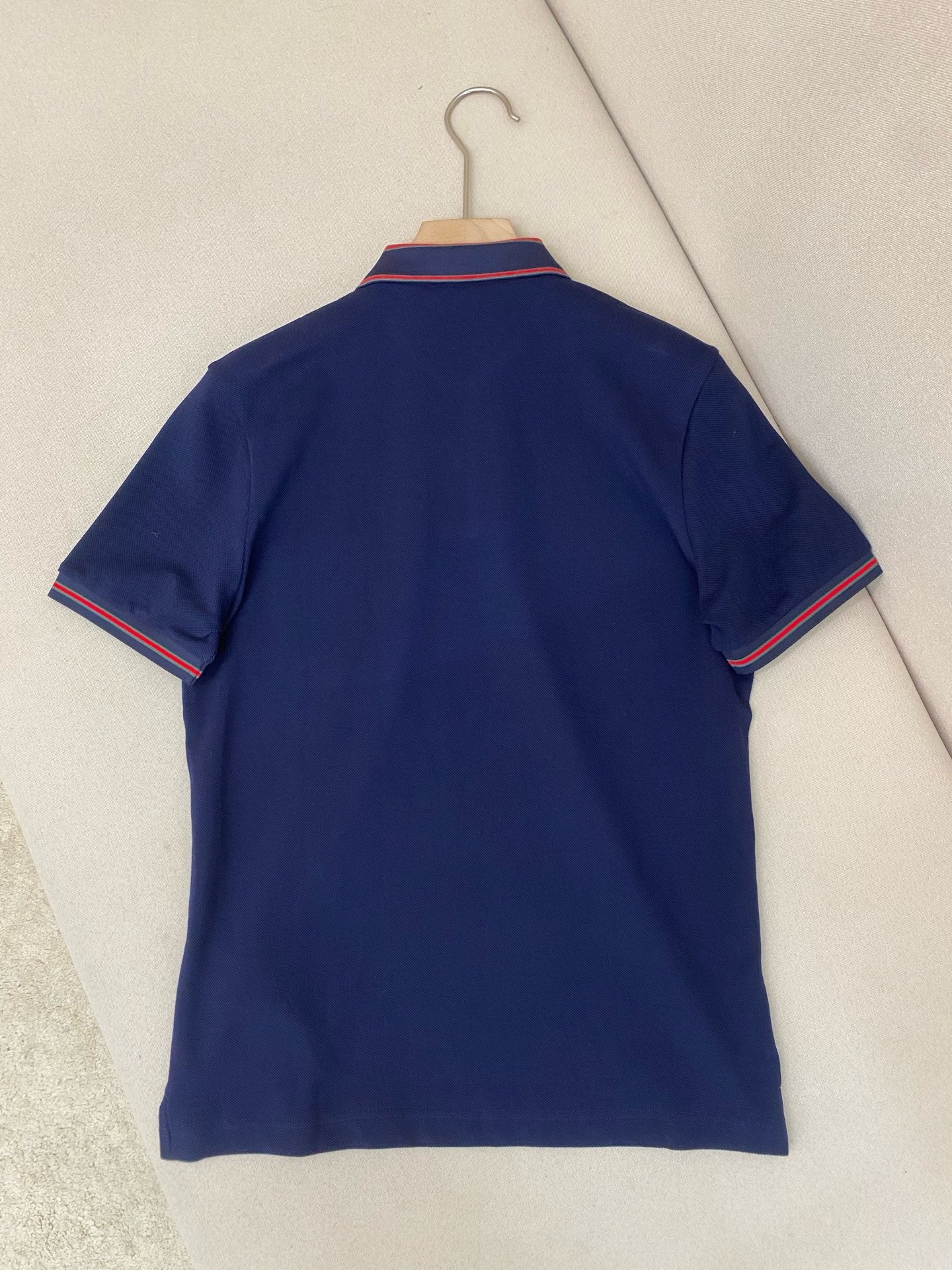 Mehrfarbiges T-Shirt