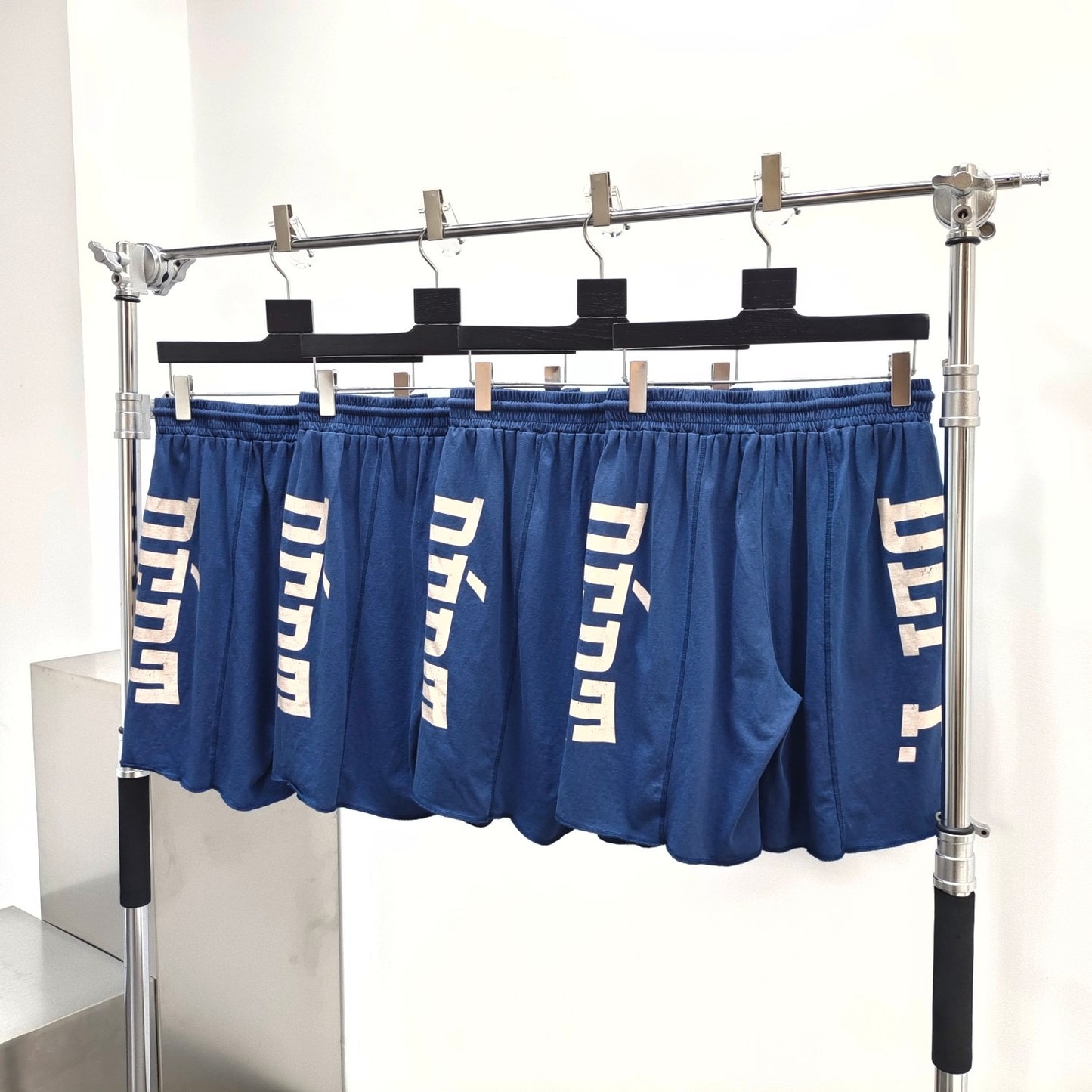 Blau kurz