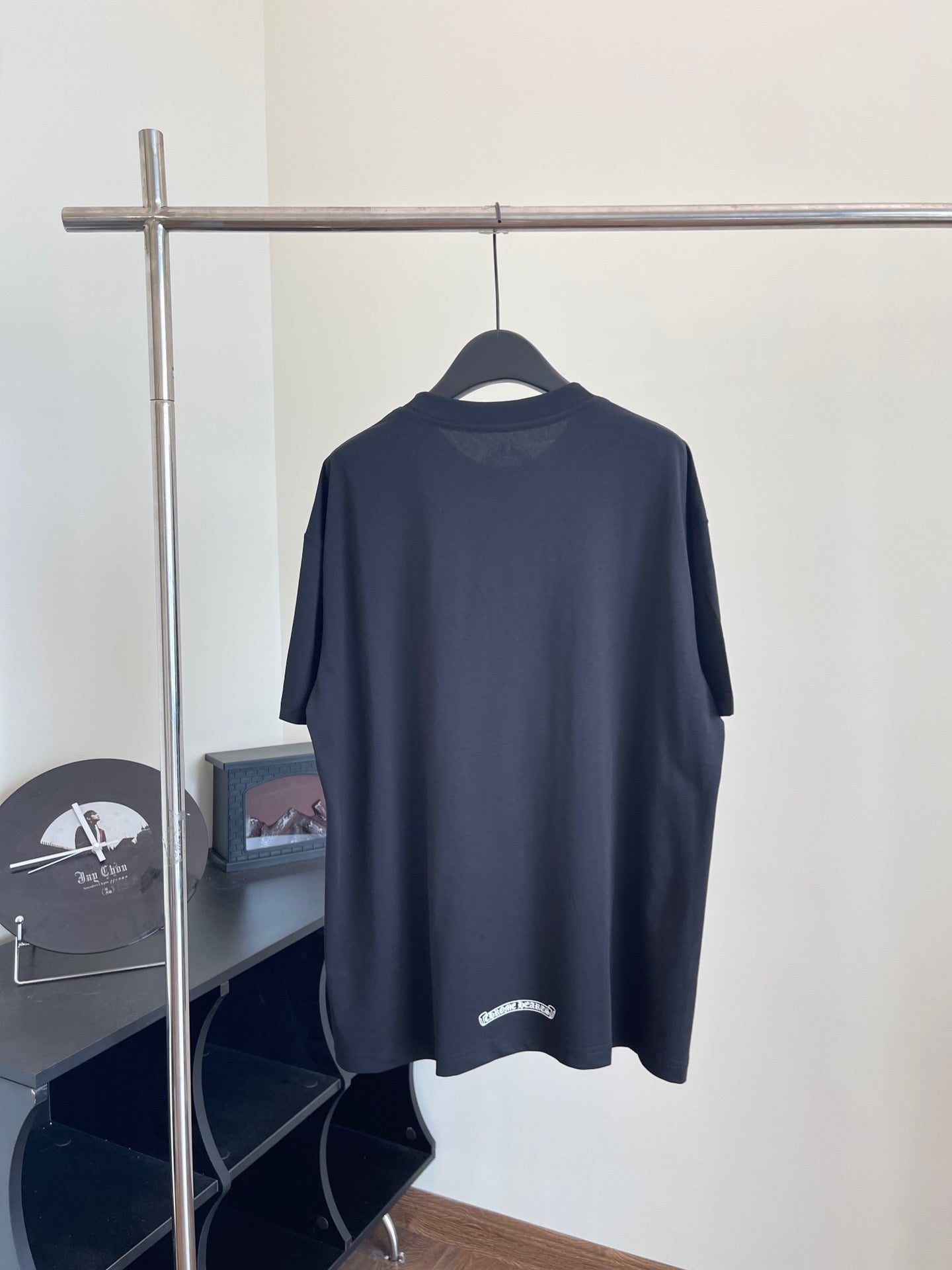 camiseta negra