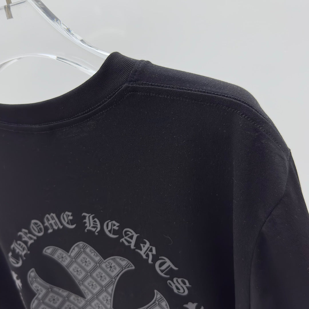 Schwarzes T-Shirt