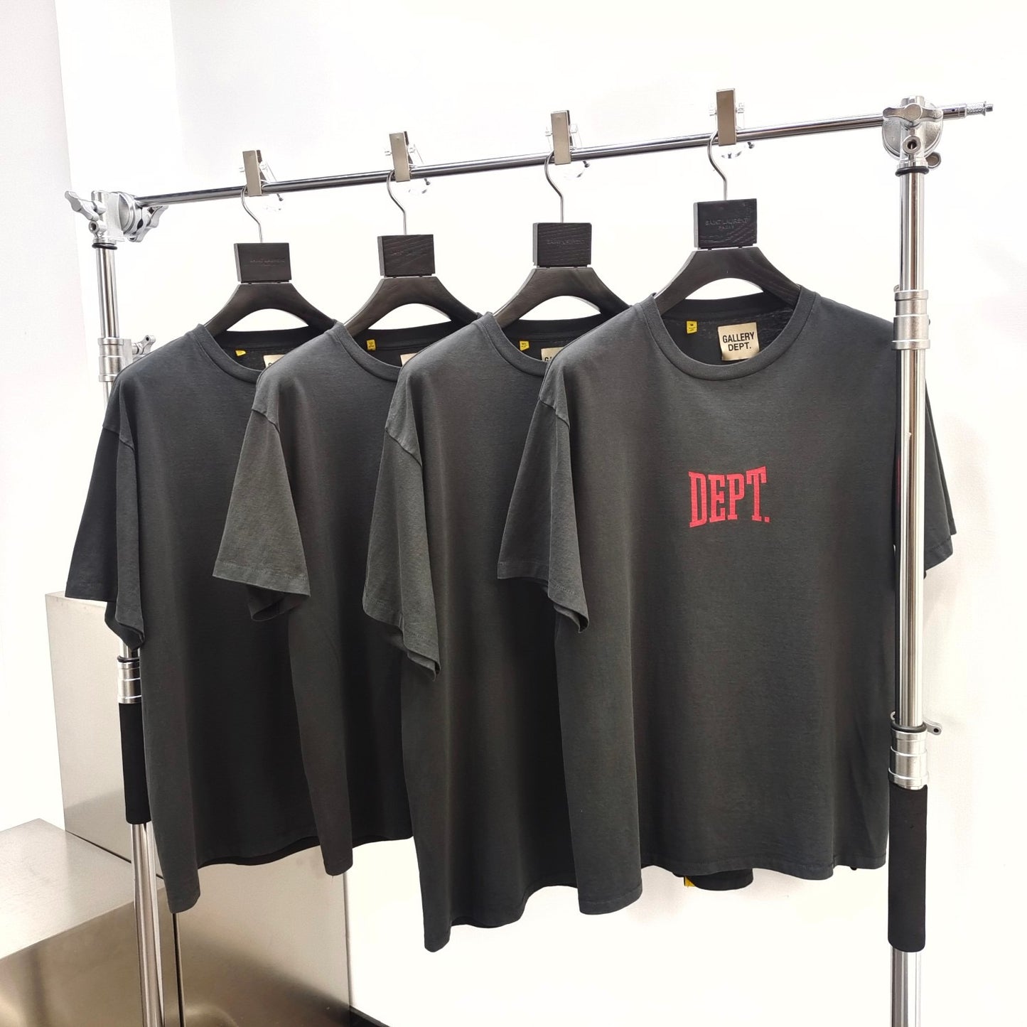 Camiseta negra