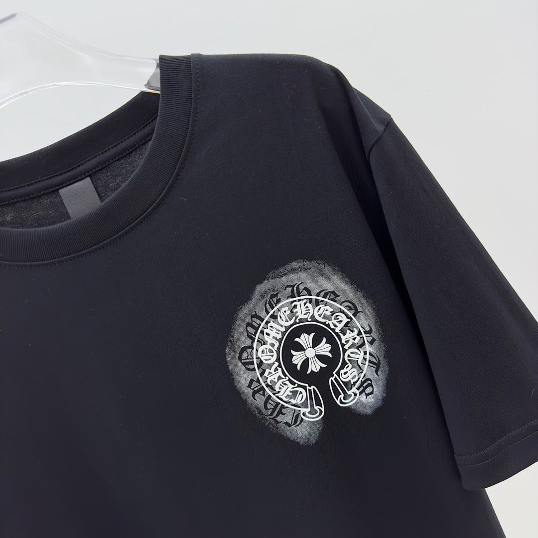 camiseta negra