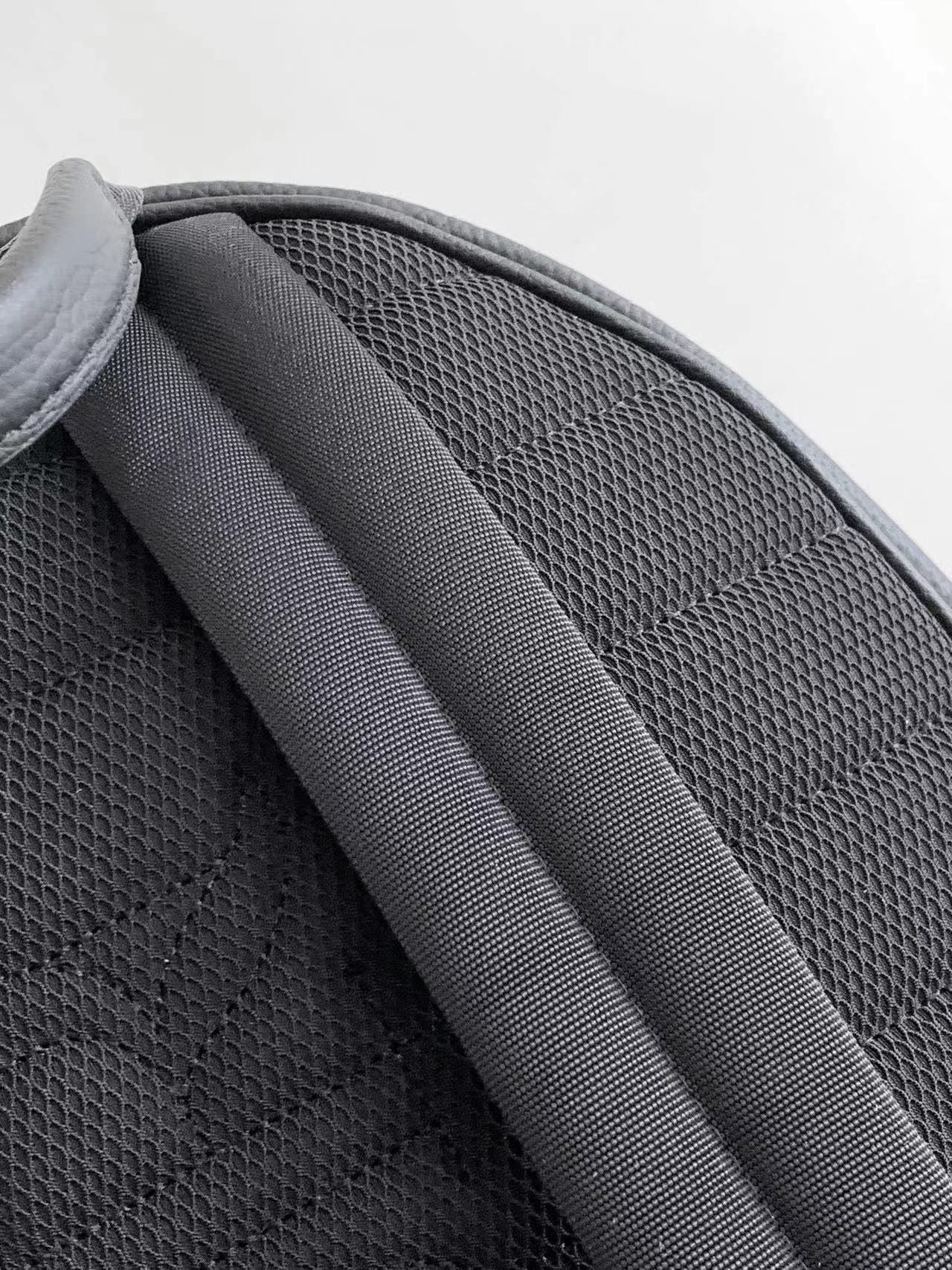 Mehrfarbige Tasche