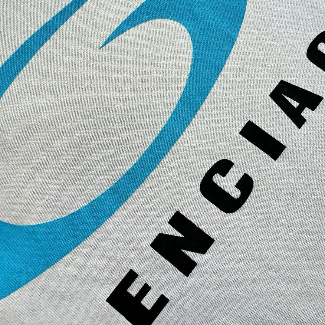 Camiseta en blanco y negro