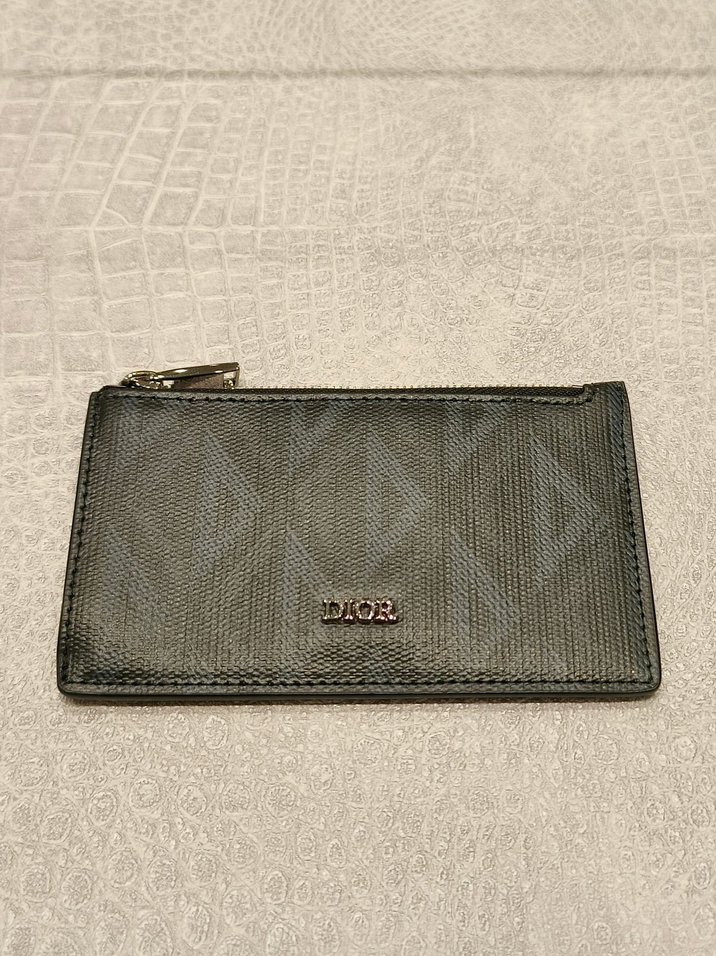 Cartera marrón grisácea