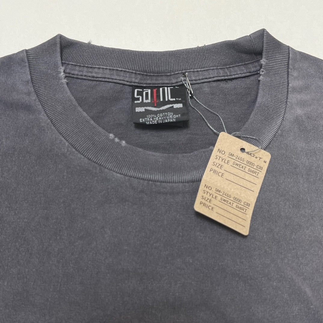 Camiseta negra oscura