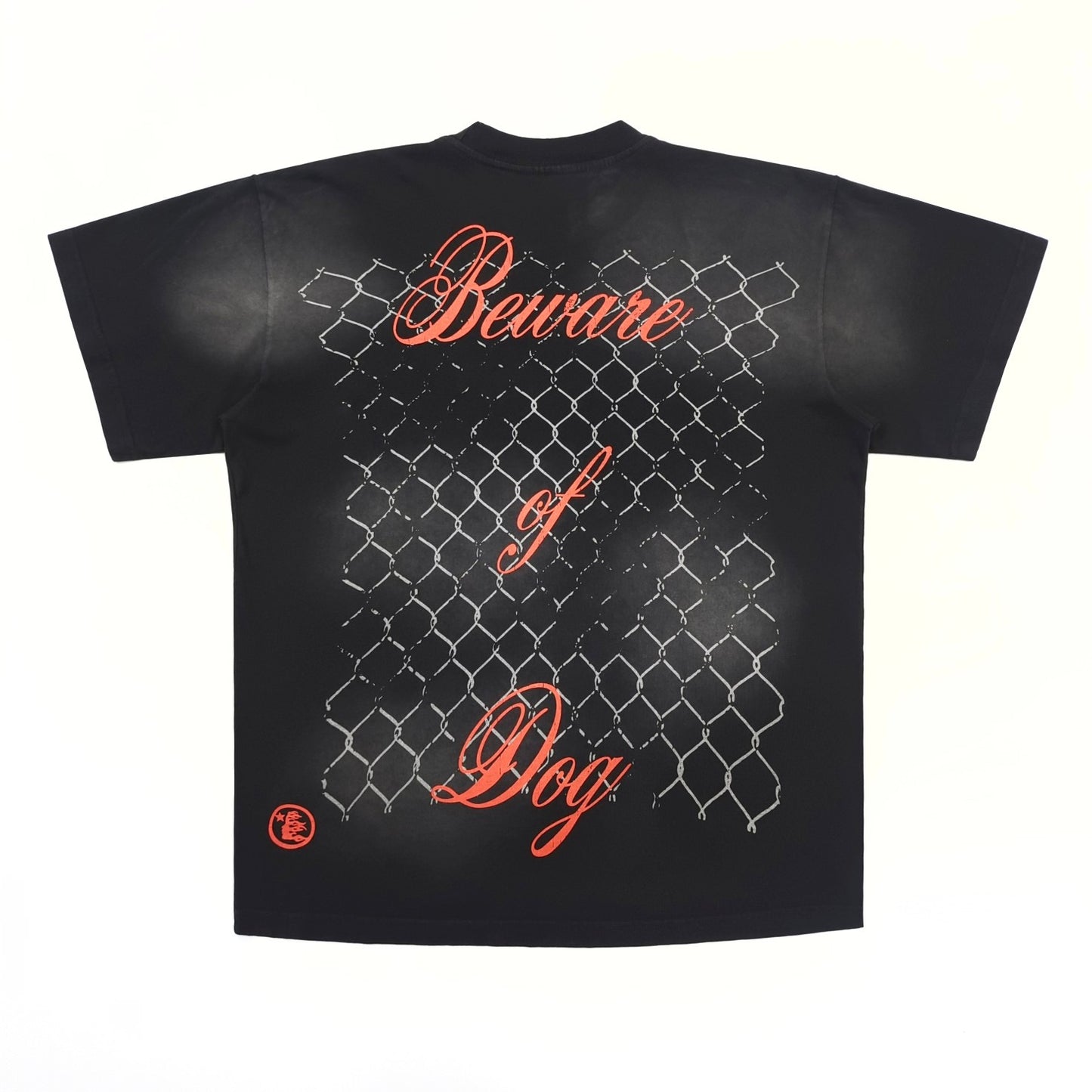 camiseta negra