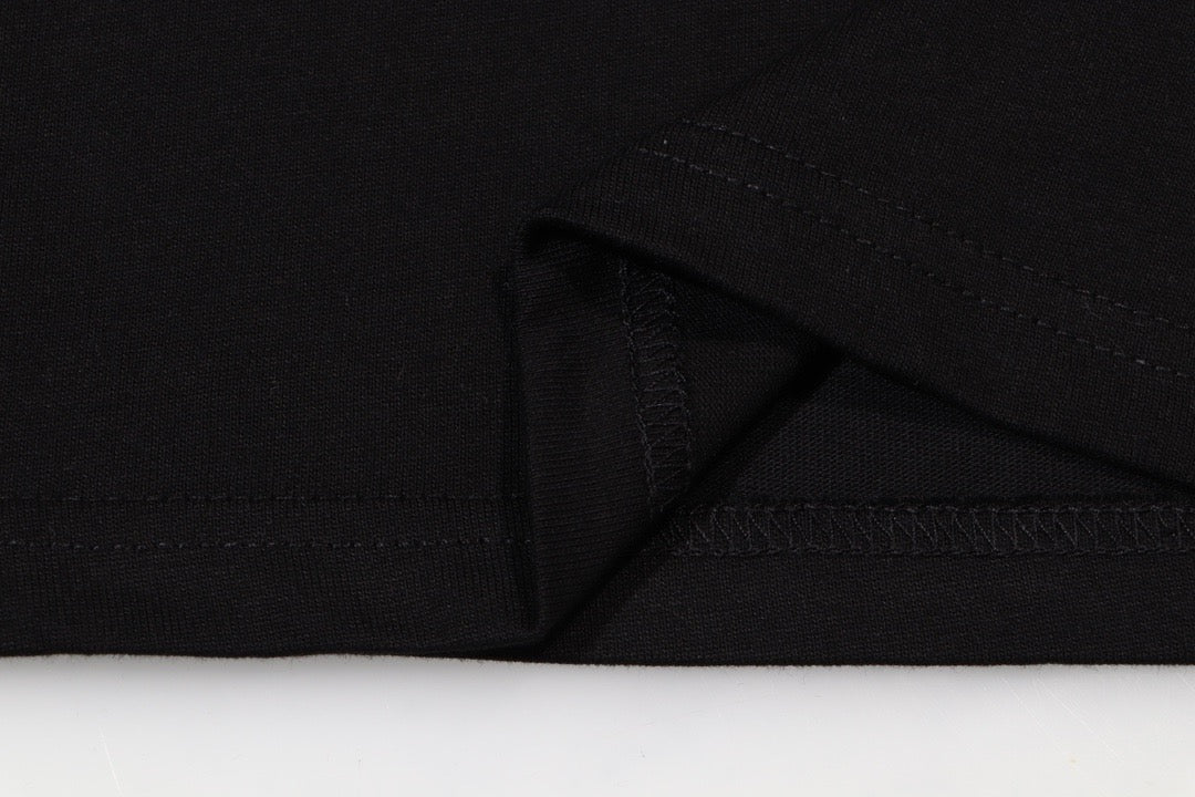 Schwarzes T-Shirt