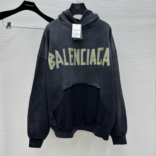 Schwarzer Hoodie