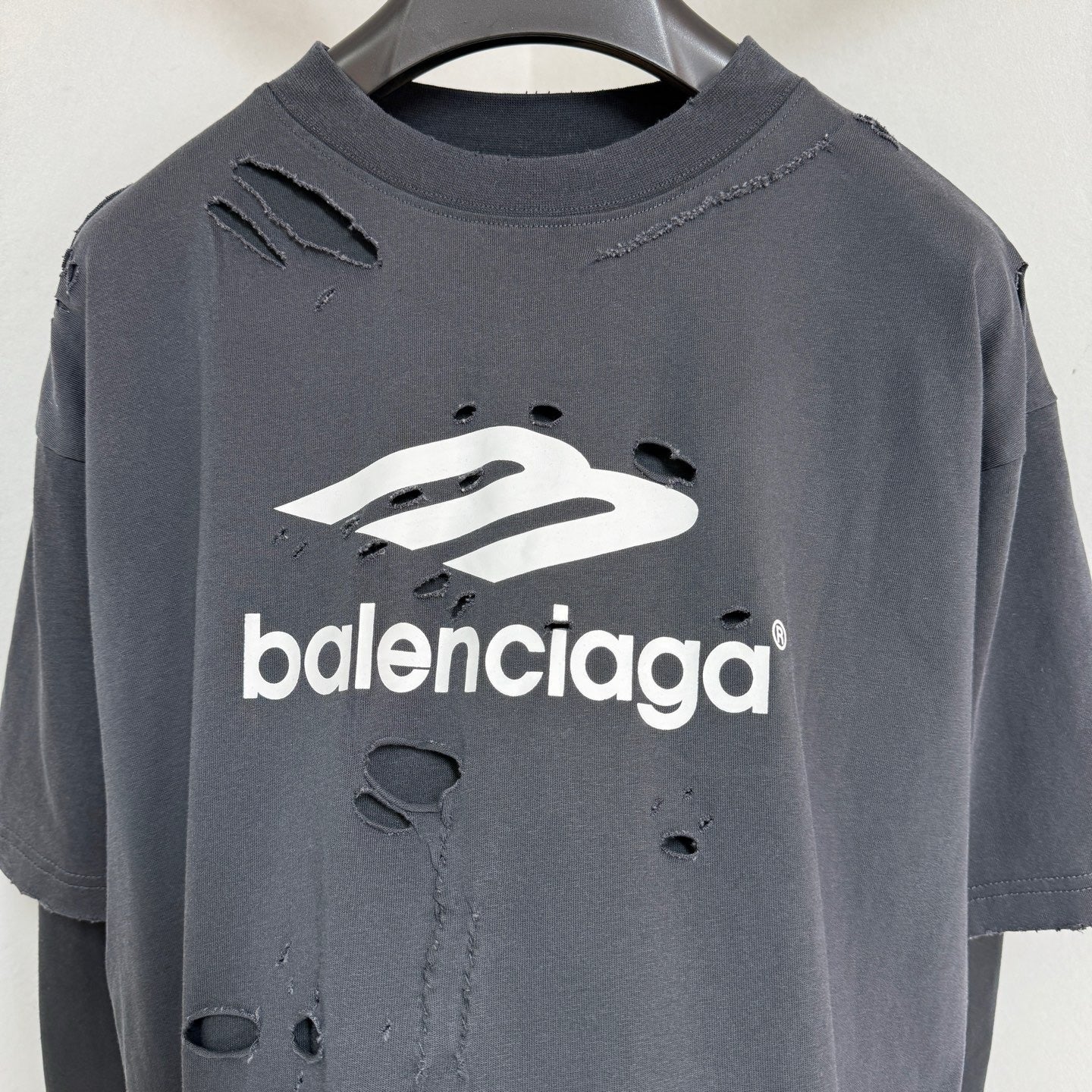 Camiseta negra oscura