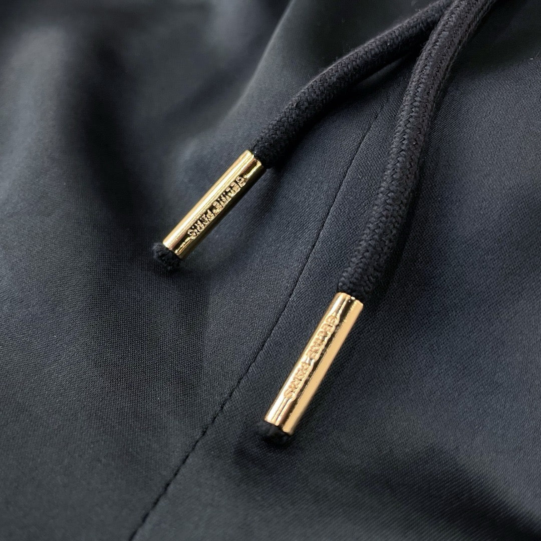 Dunkelgrüne Hose