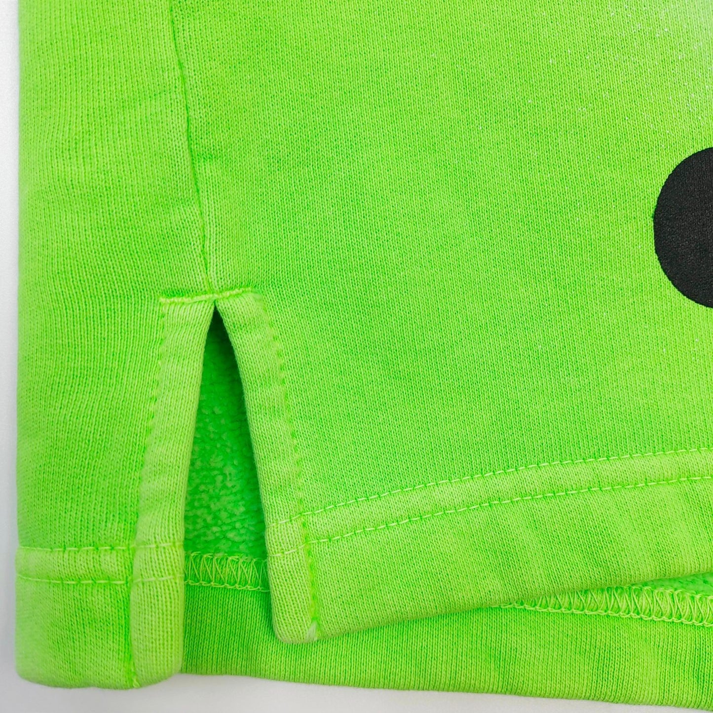 Dunkelgrüne Shorts