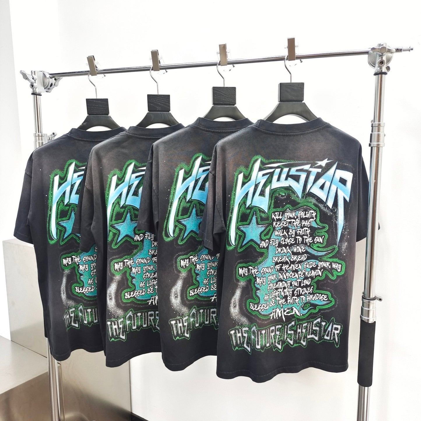 Camiseta negra oscura